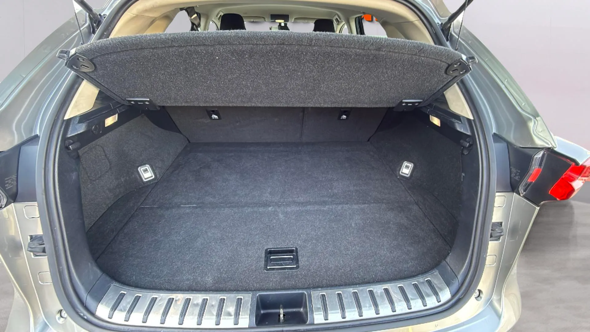 Lexus NX 2.5 300h Business 2WD - foto 9