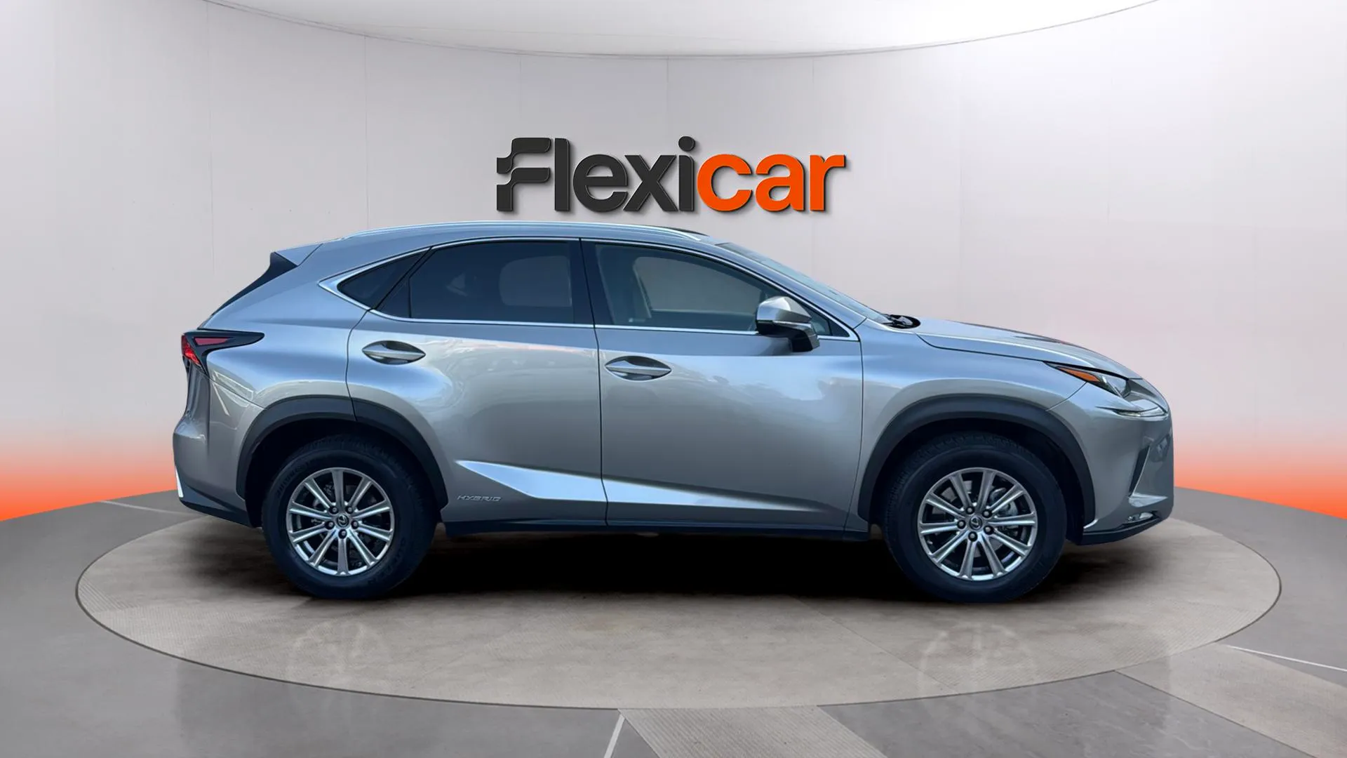 Lexus NX 2.5 300h Business 2WD - foto 5