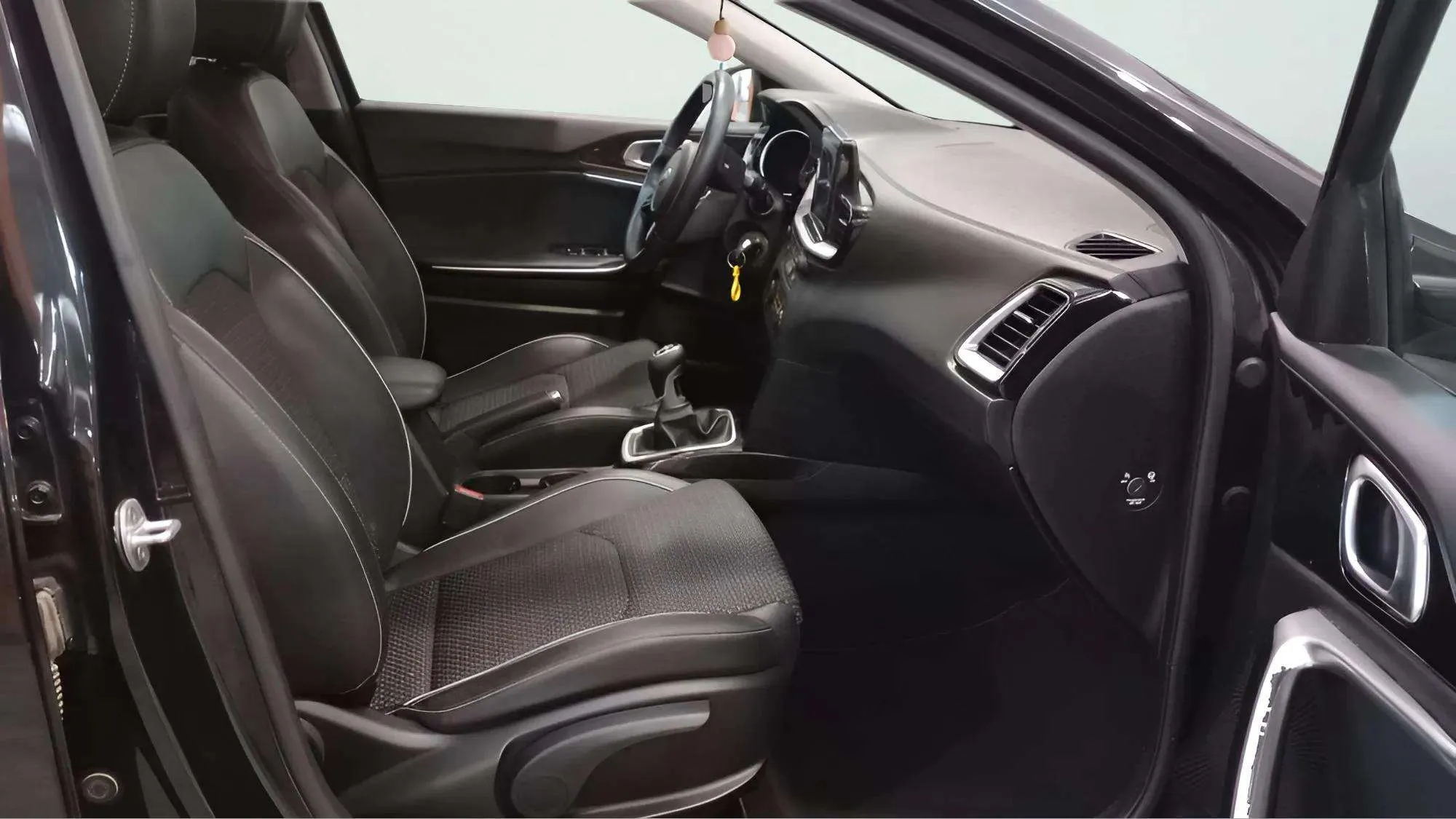 Kia Ceed 1.4 Cvvt - foto 8