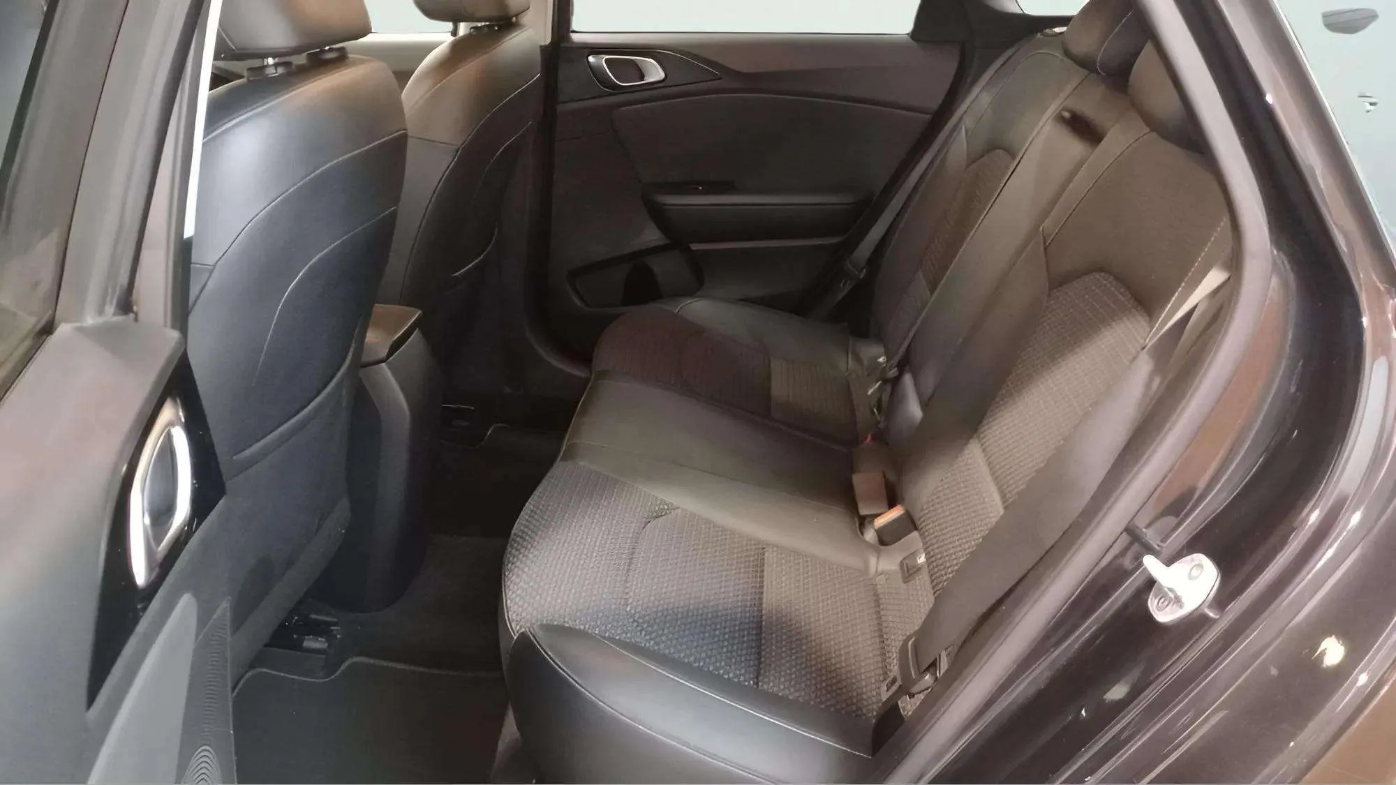 Kia Ceed 1.4 Cvvt - foto 11