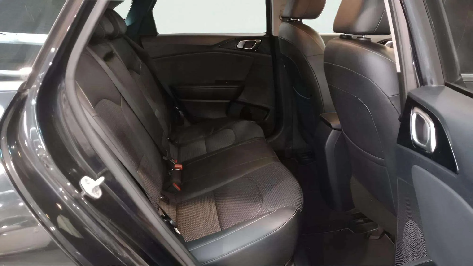 Kia Ceed 1.4 Cvvt - foto 9