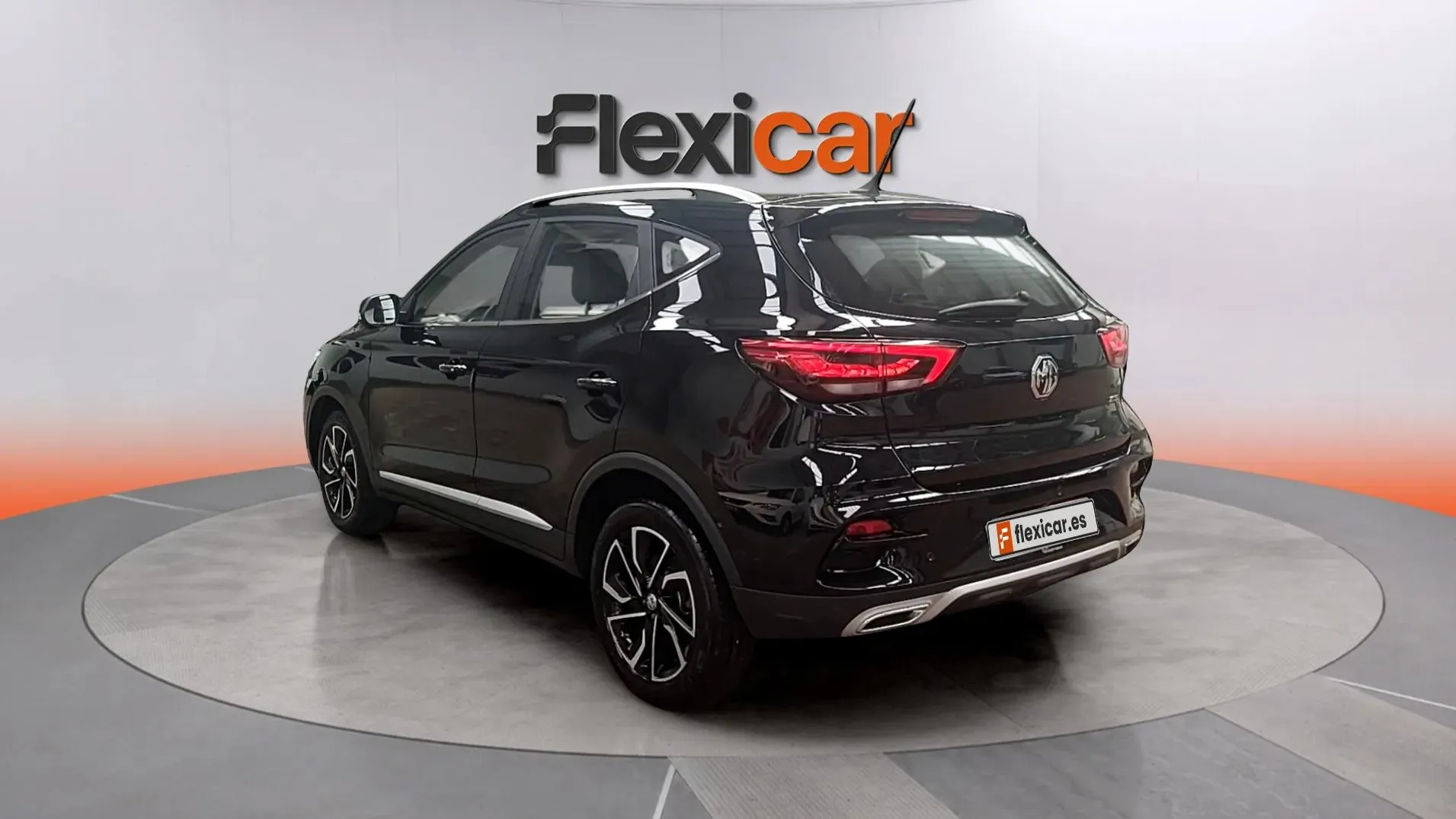 MG ZS 1.0T Luxury - foto 8