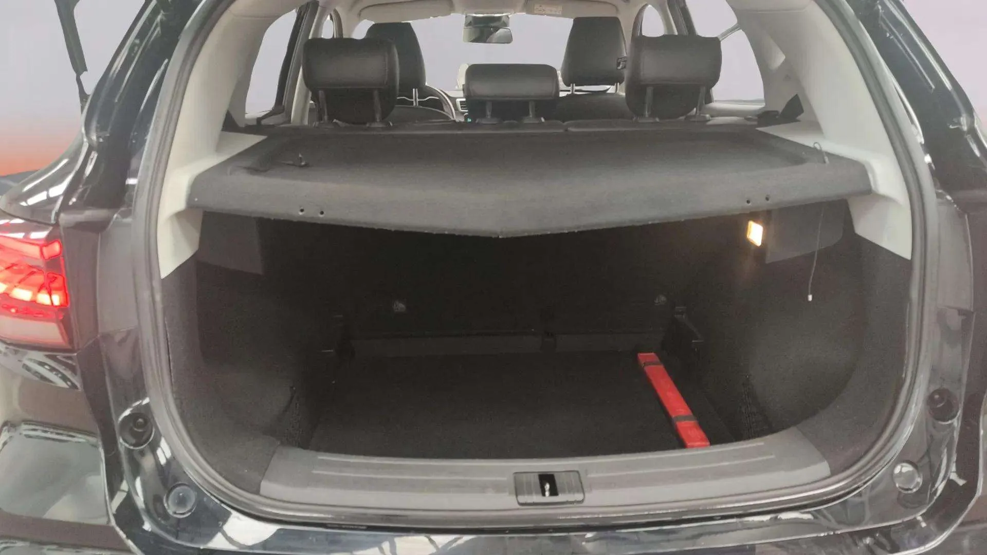 MG ZS 1.0T Luxury - foto 17