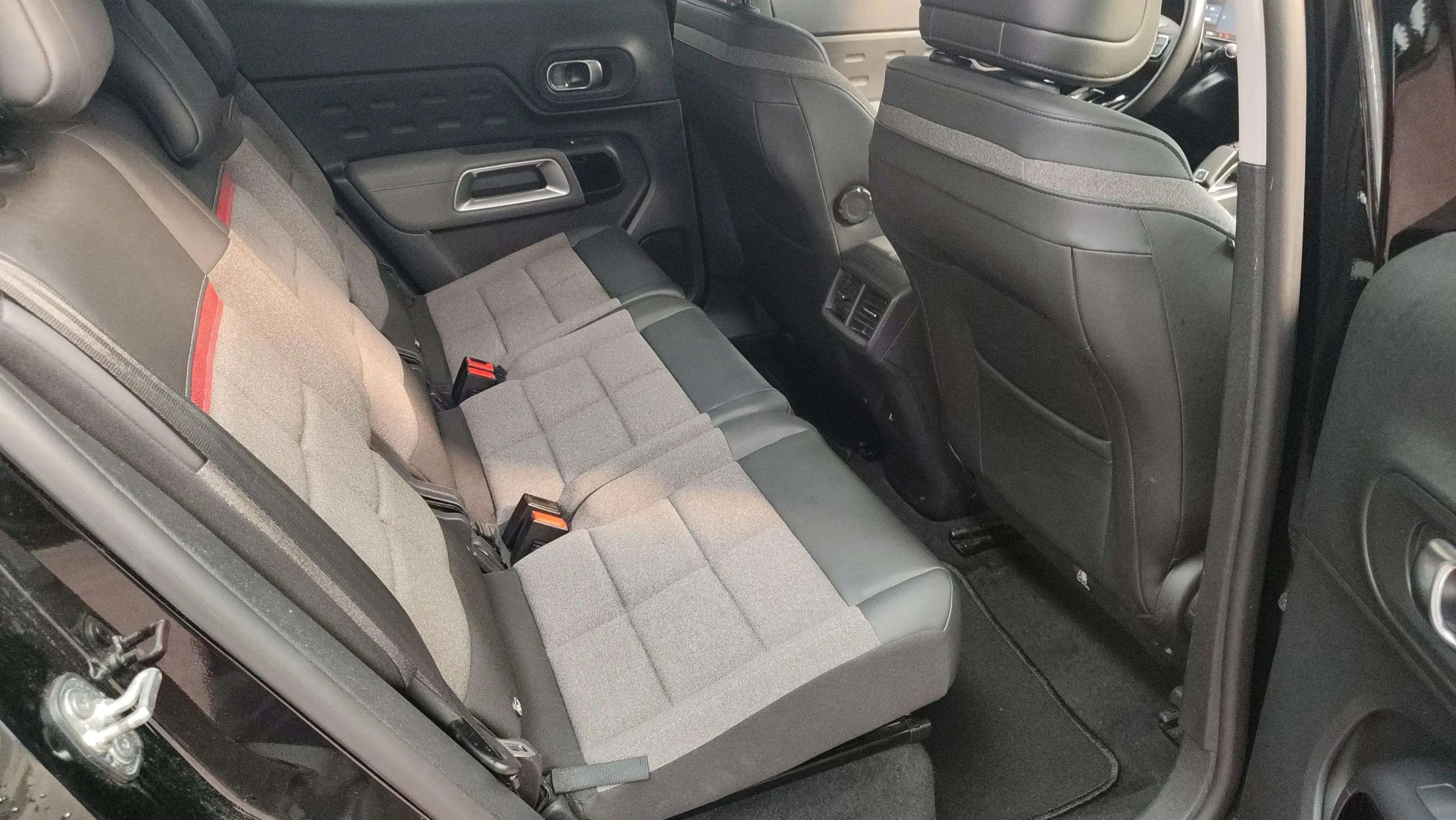 Citroën C5 Aircross PureTech EAT8 Feel - foto 21