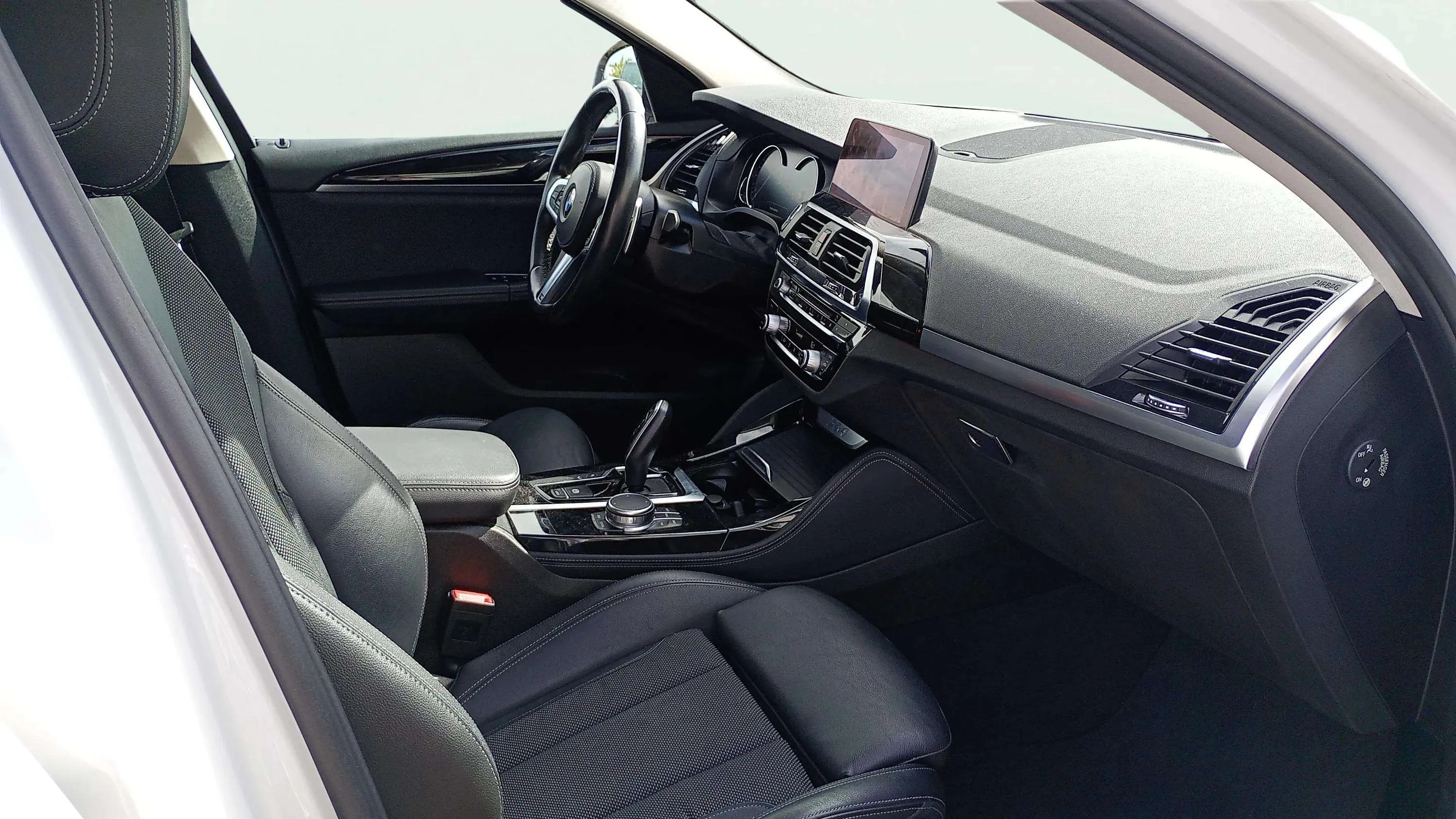BMW X4 xDrive20i - foto 11