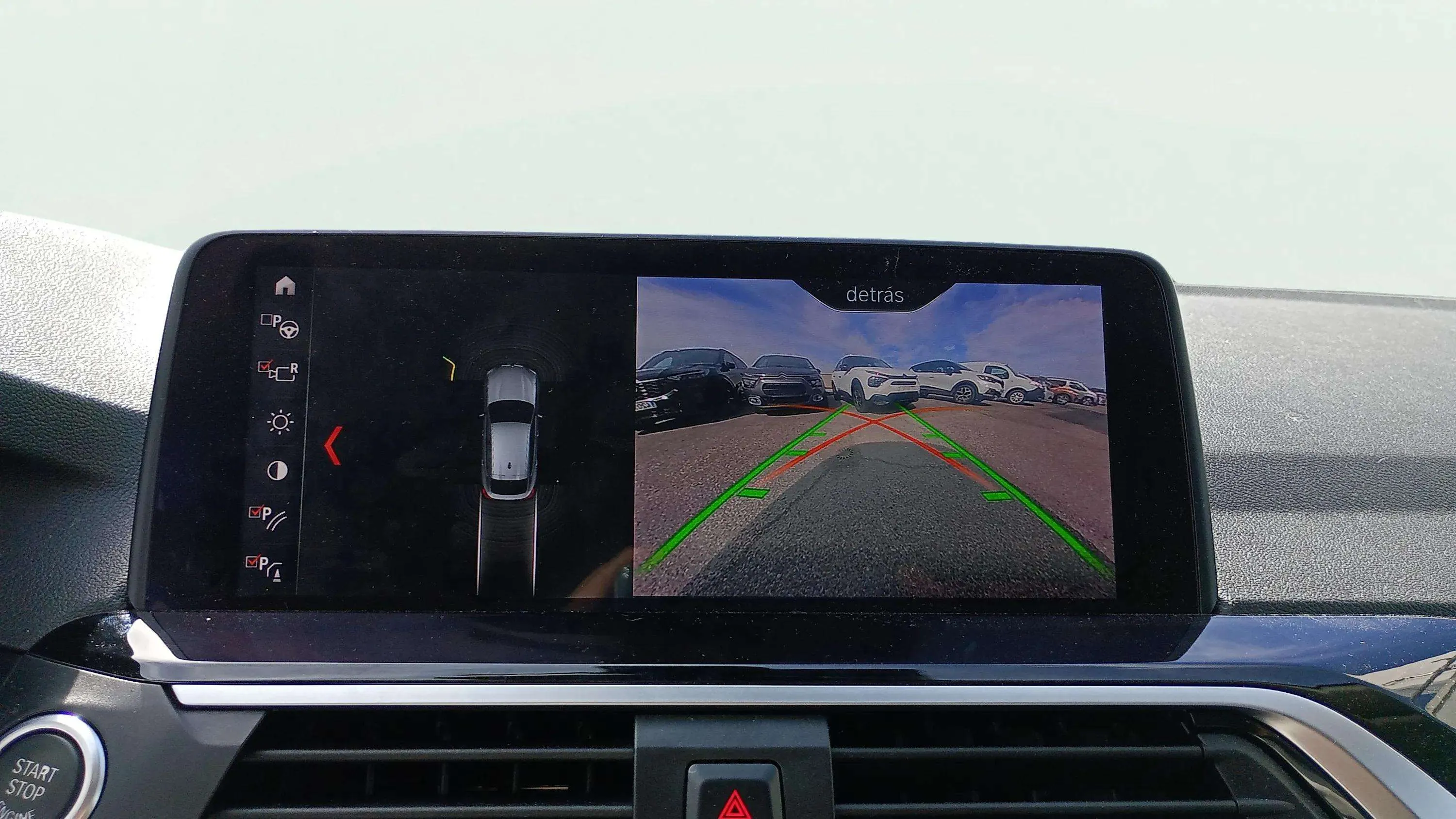 BMW X4 xDrive20i - foto 18
