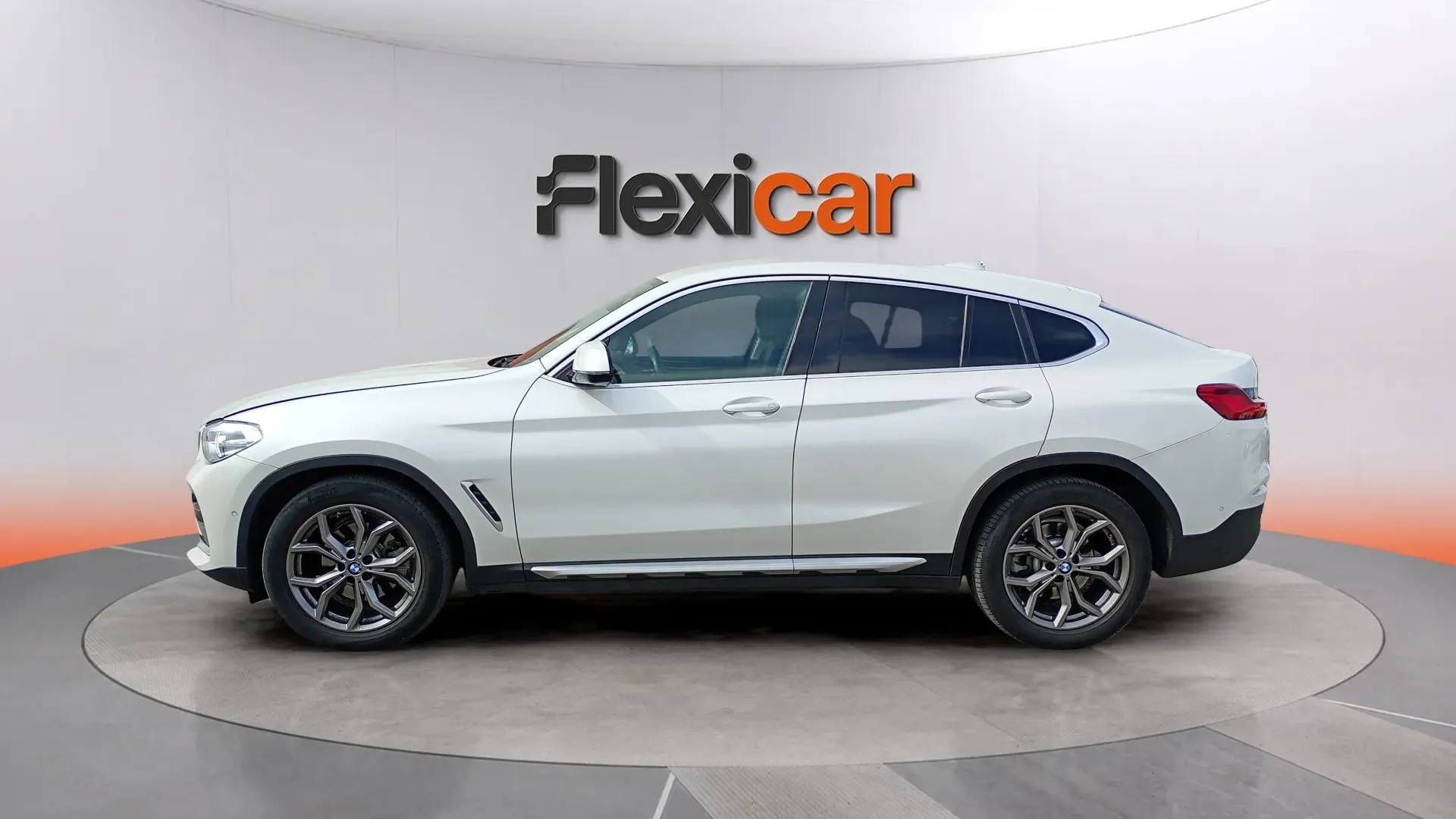 BMW X4 xDrive20i - foto 3
