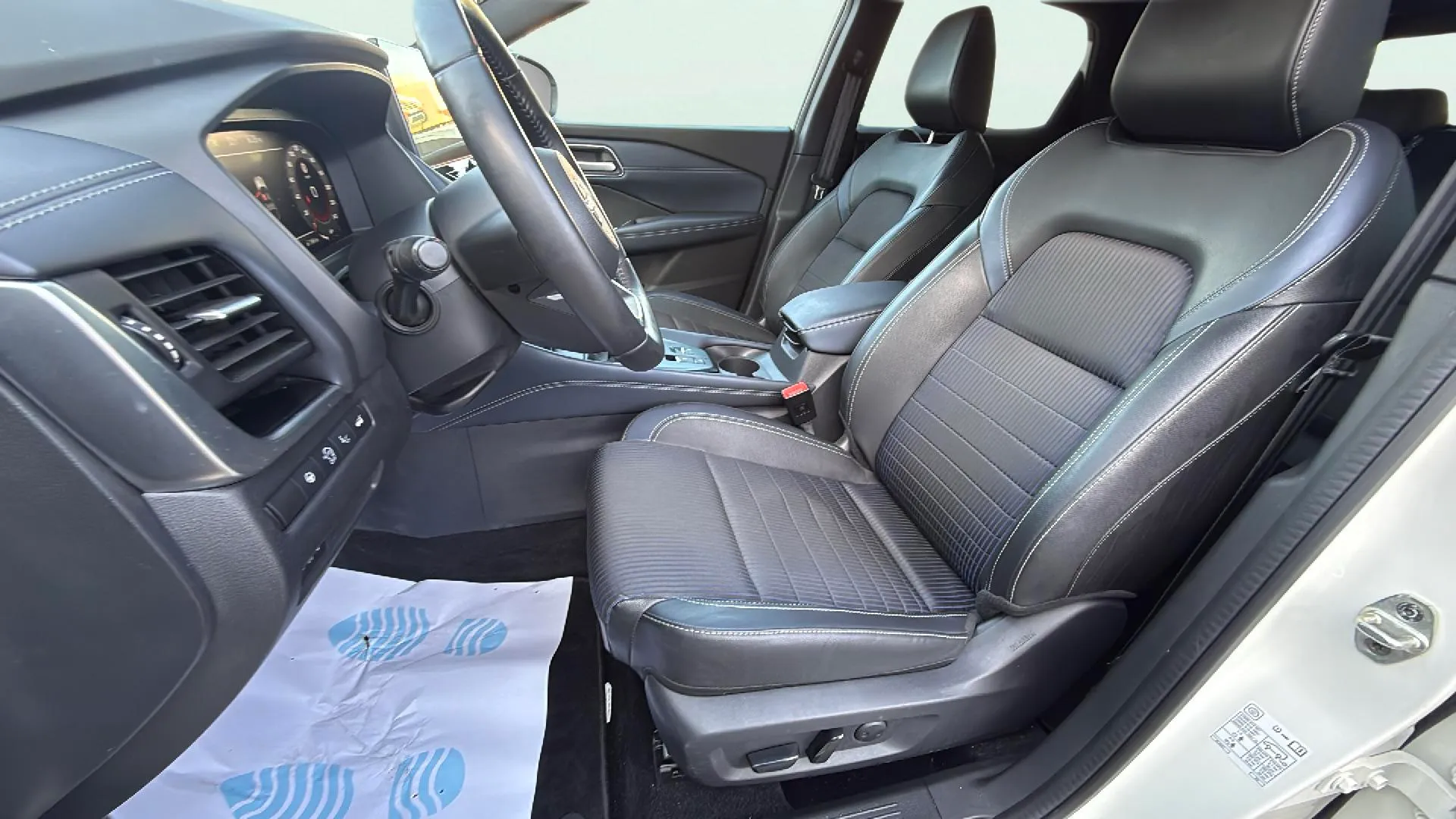 Nissan Qashqai DIG-T mHEV 4x2 N-GO - foto 29