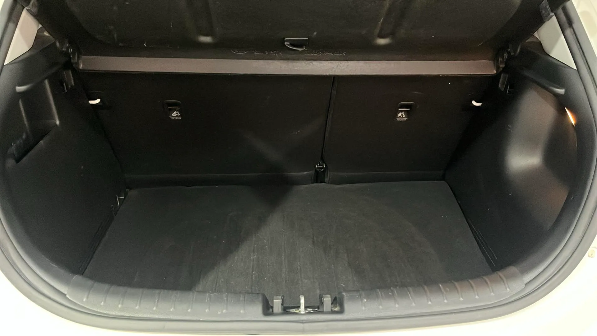 Kia Rio 1.0 T-GDi Business - foto 17