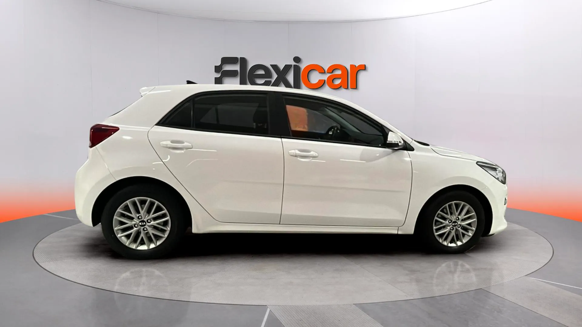 Kia Rio 1.0 T-GDi Business - foto 8