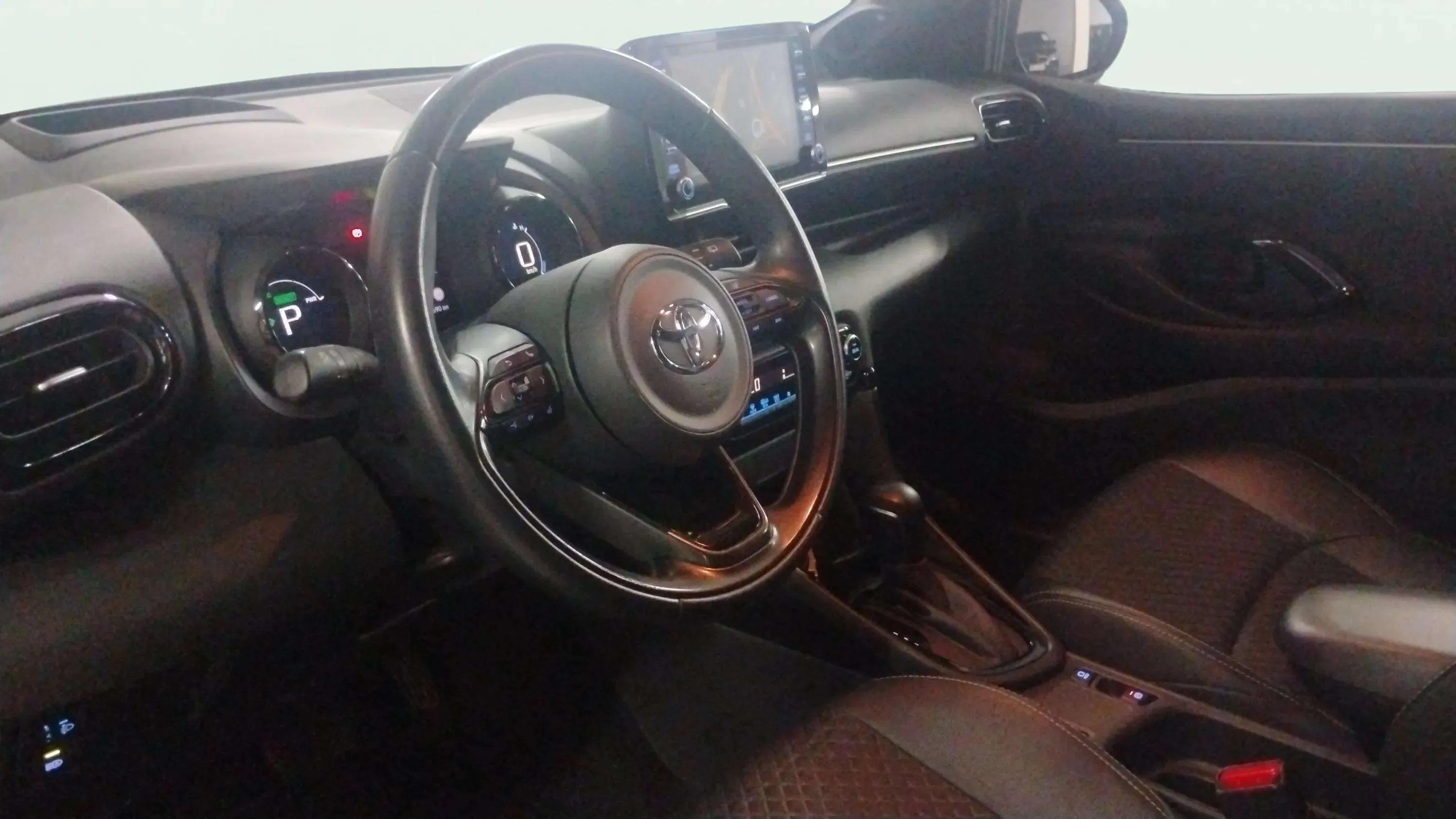 Toyota Yaris 1.5 120H Style Plus - foto 6