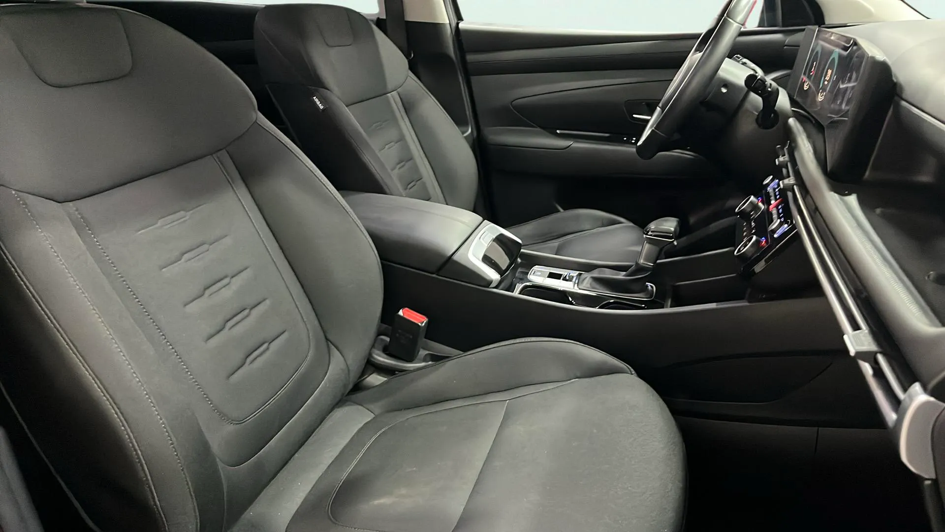 Hyundai Tucson 1.6T 48V 4x4 DCT Maxx - foto 12