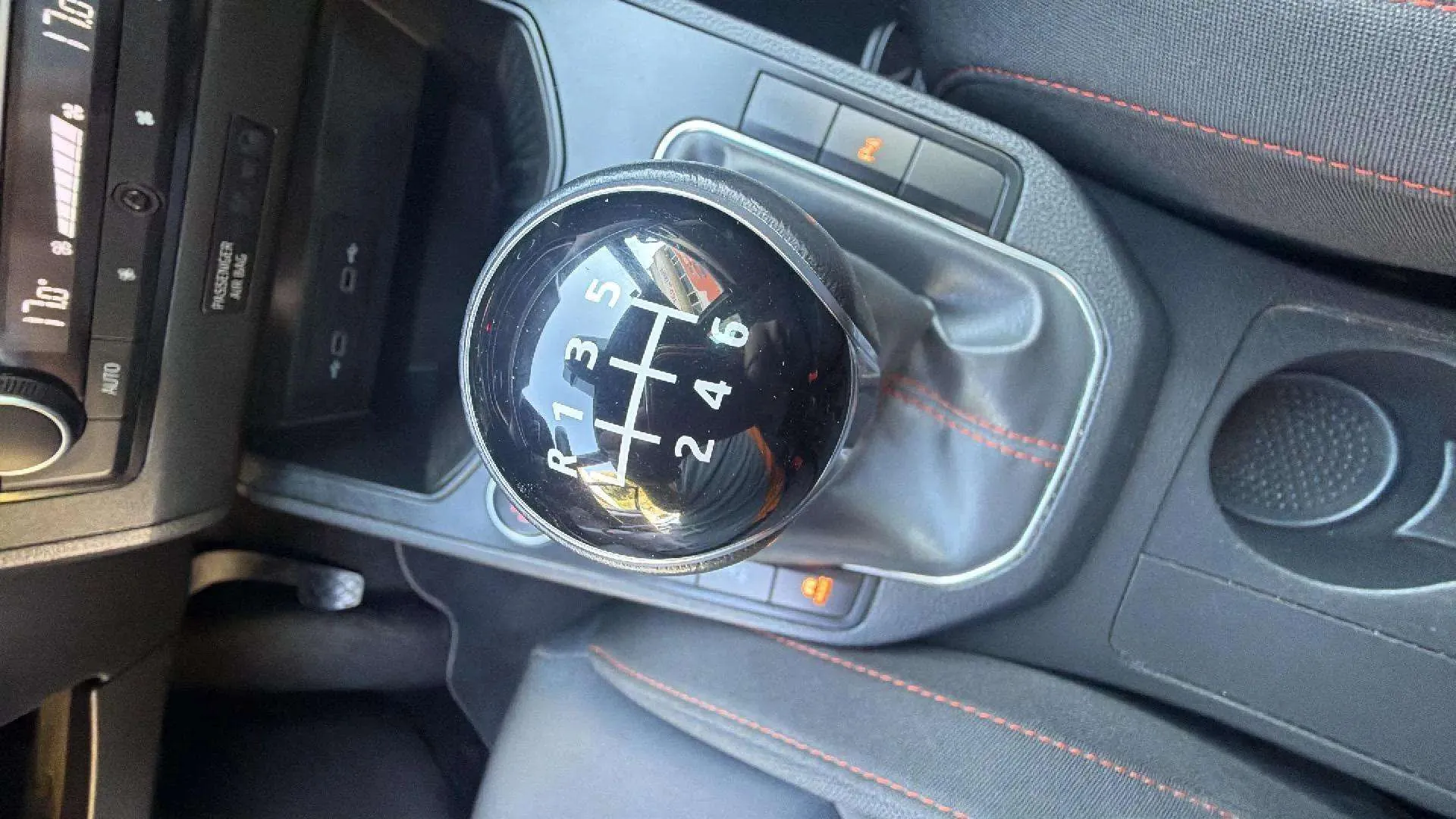 SEAT Ibiza 1.0 TSI FR - foto 18