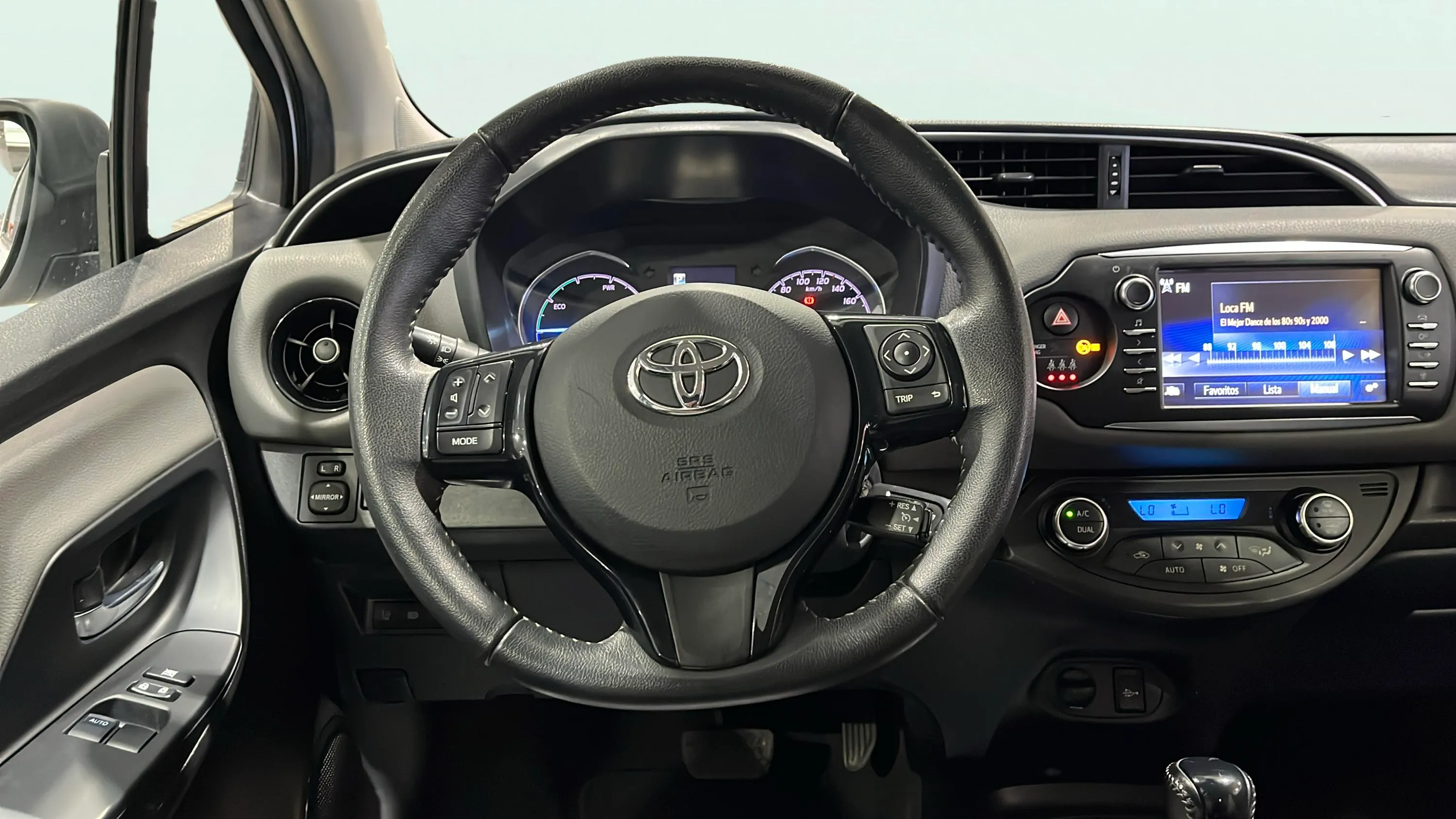 Toyota Yaris 1.5 Hybrid Active - foto 28