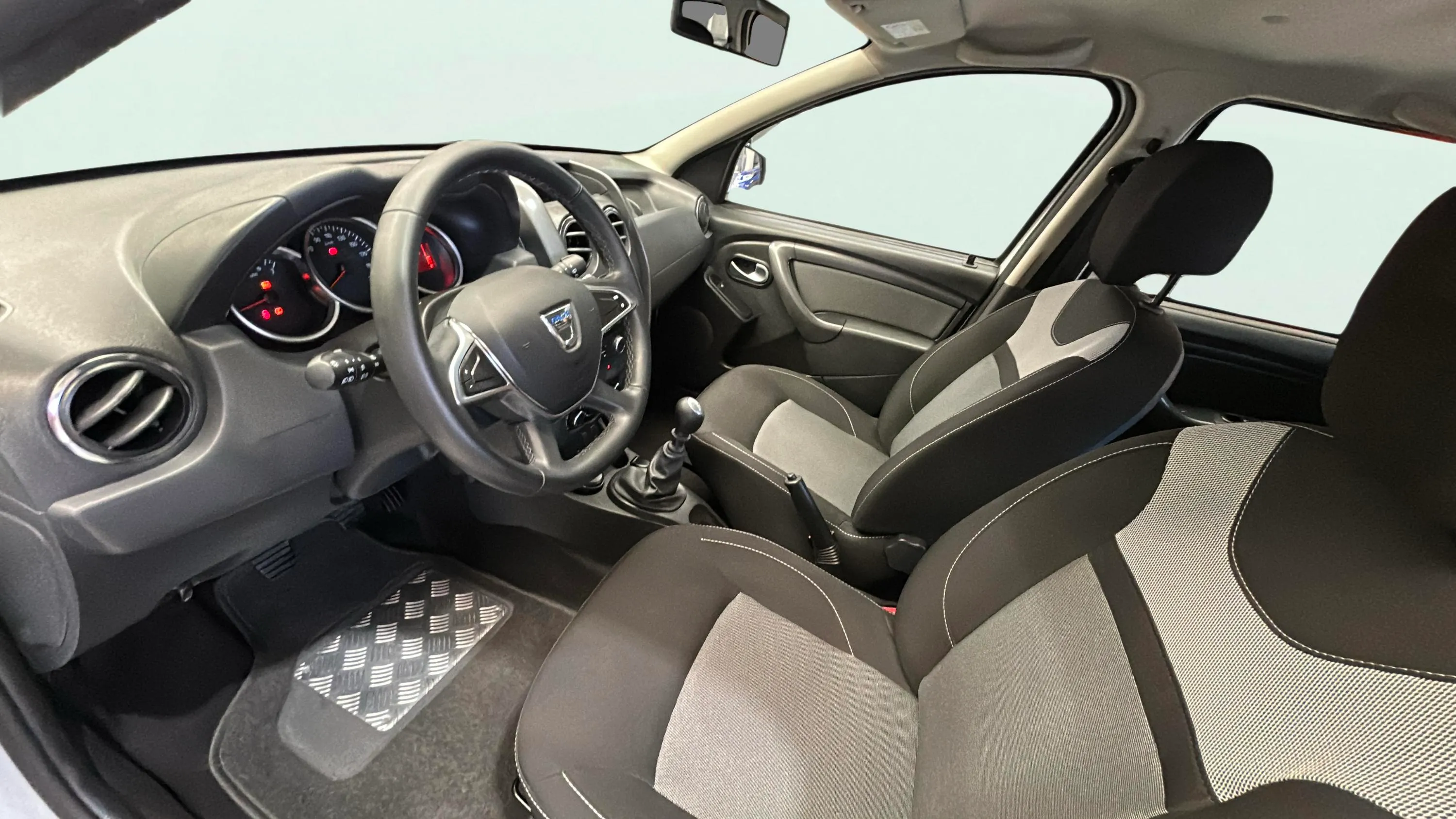 Dacia Duster Ambiance TCe 4x2 2017 - foto 13