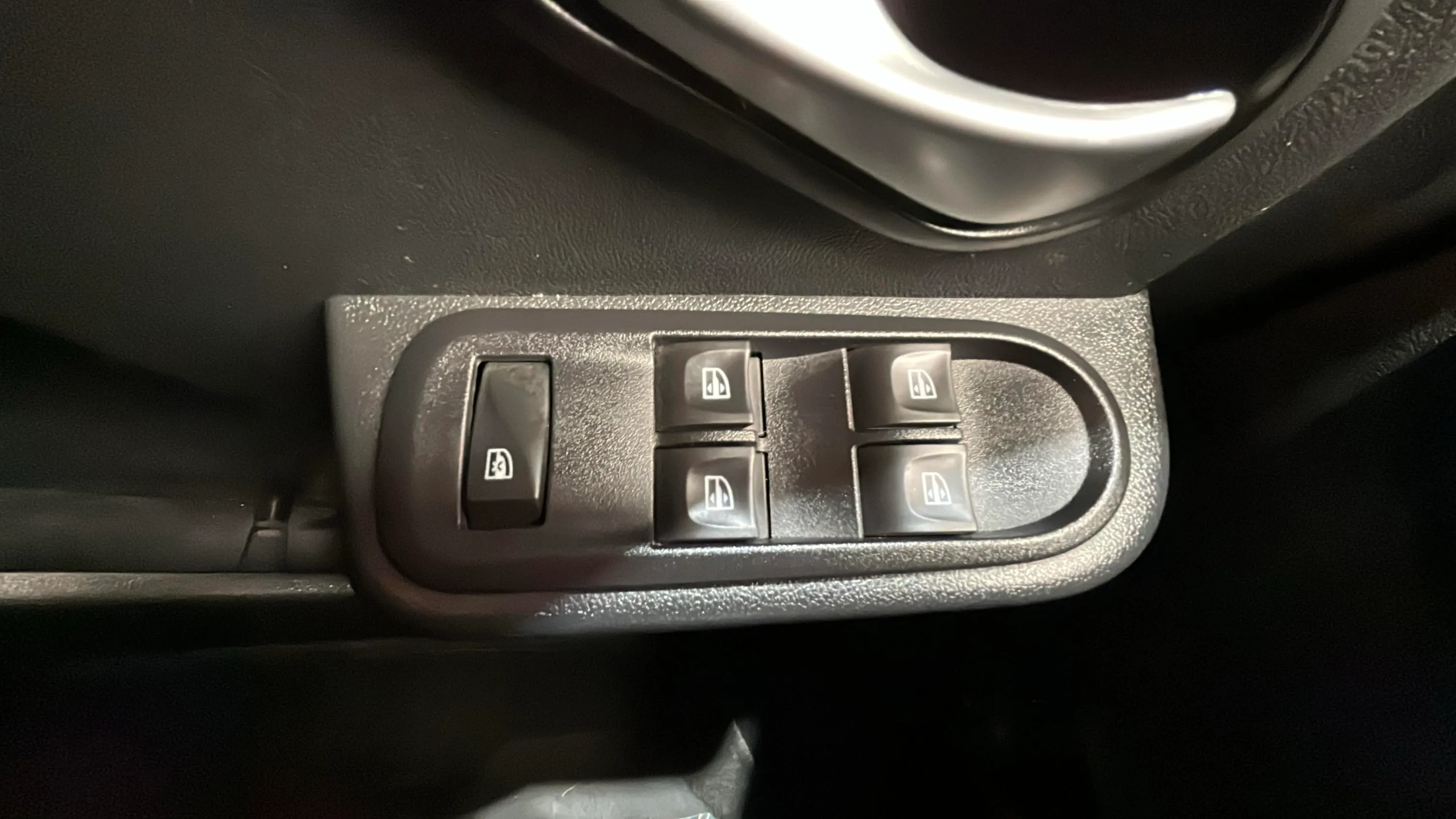Dacia Duster Ambiance TCe 4x2 2017 - foto 17