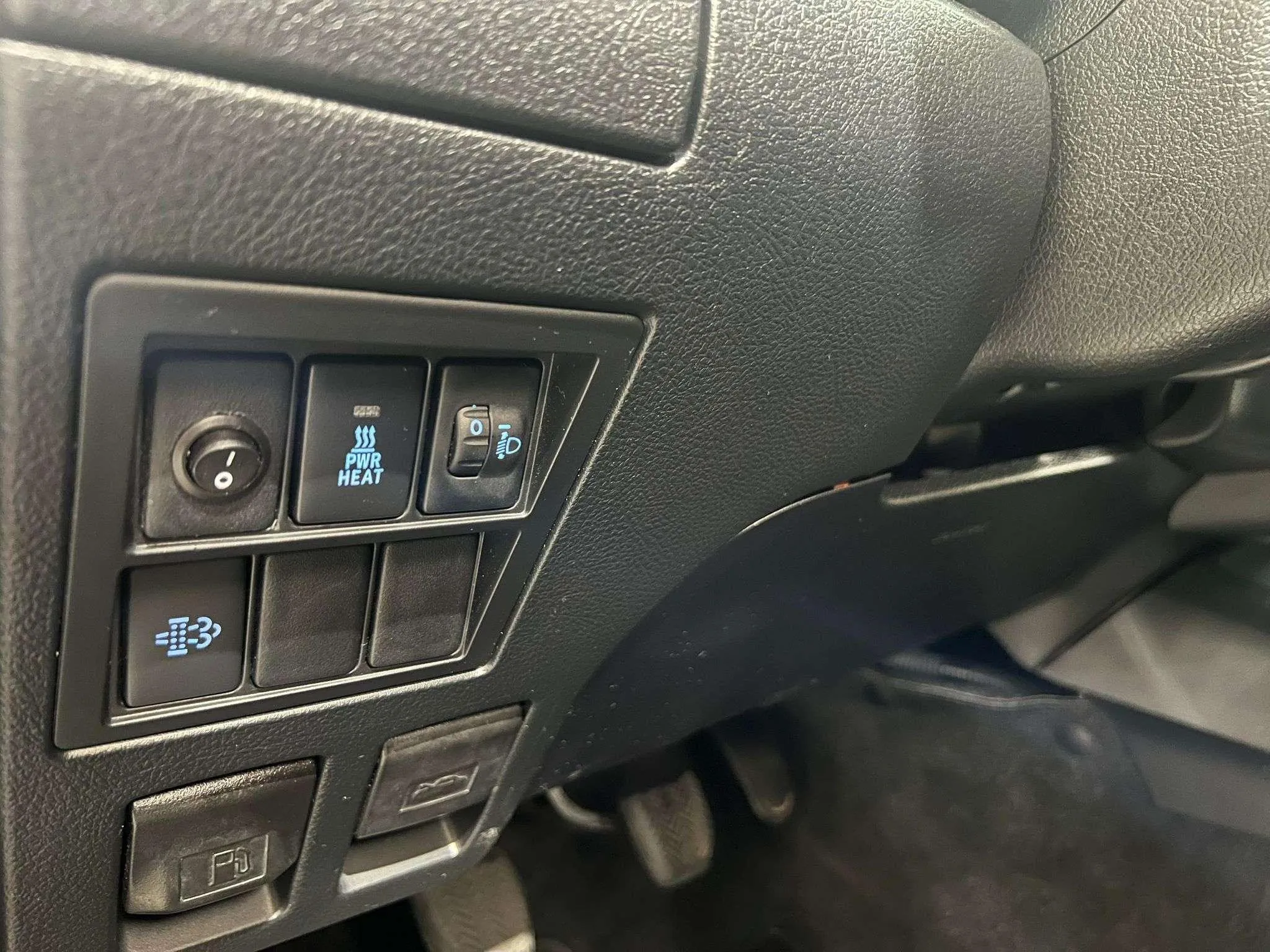 Toyota Hilux 2.3 4x4 - foto 19