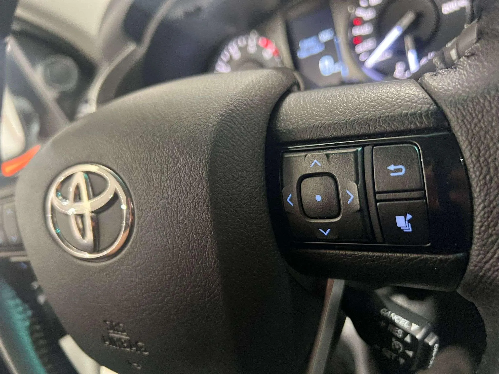 Toyota Hilux 2.3 4x4 - foto 14