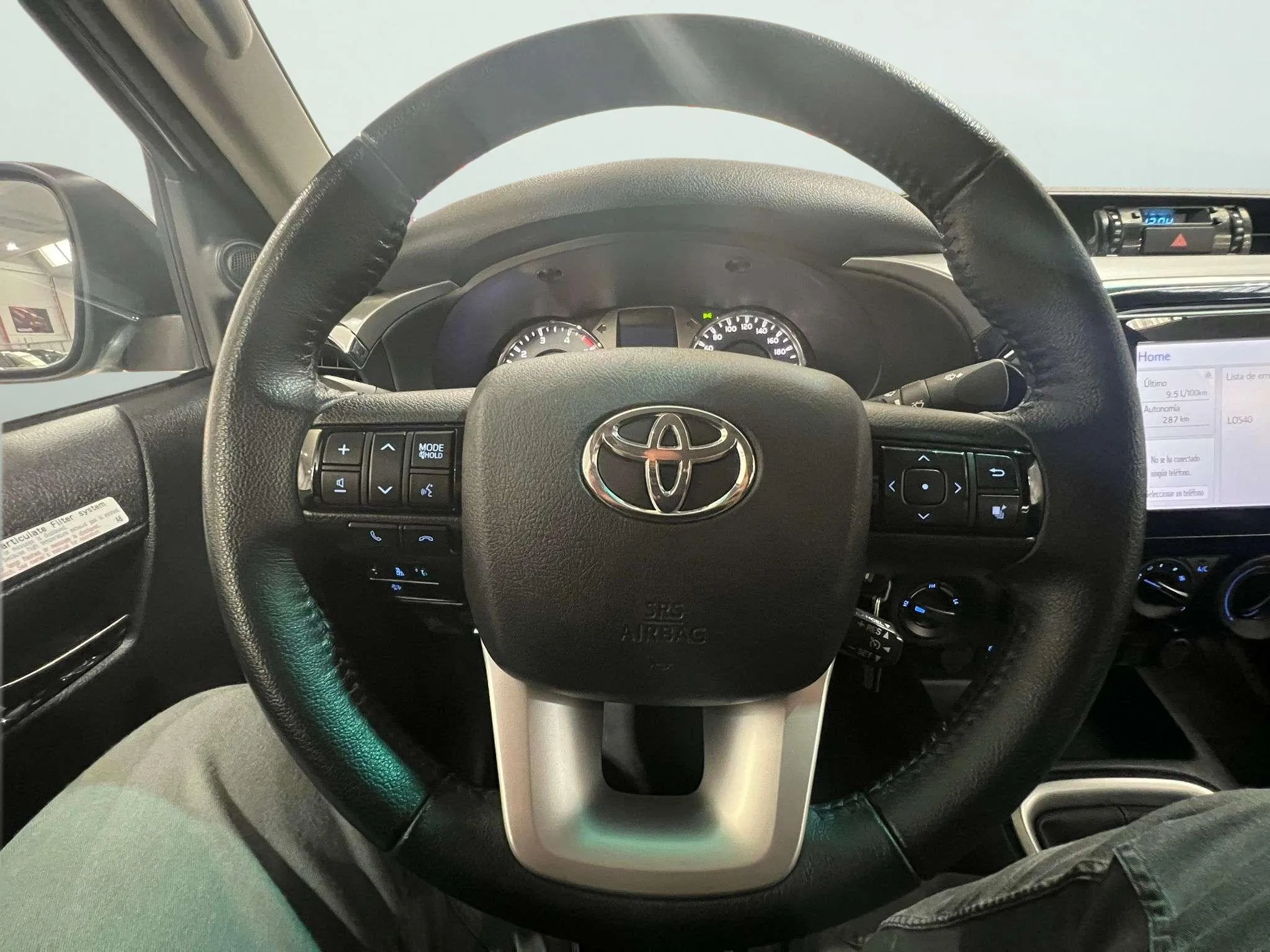 Toyota Hilux 2.3 4x4 - foto 13