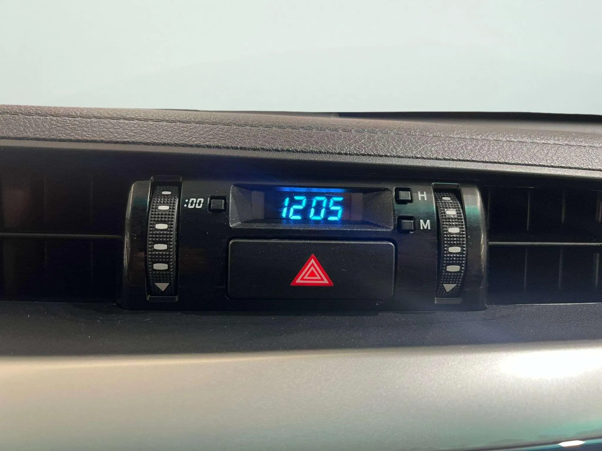 Toyota Hilux 2.3 4x4 - foto 28