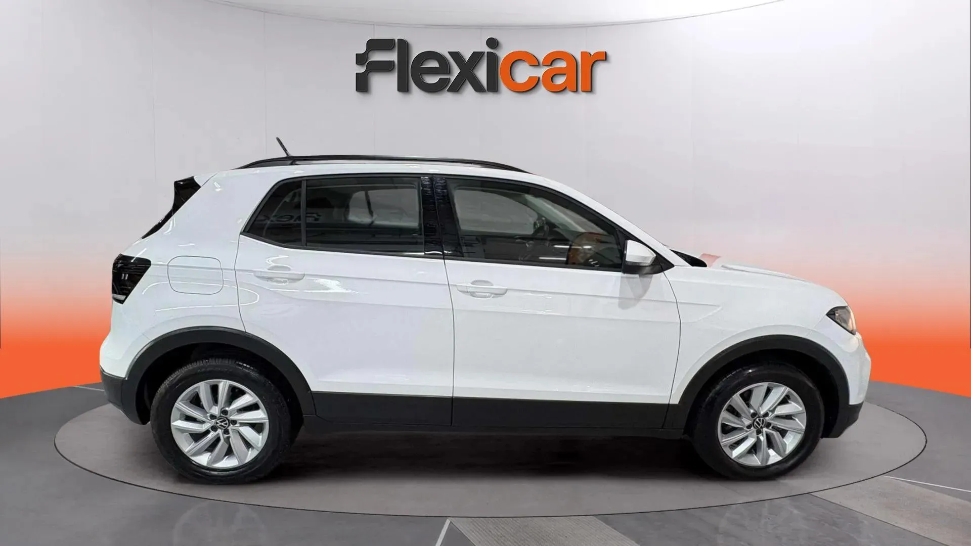 Volkswagen T-Cross Advance 1.0 TSI - foto 8