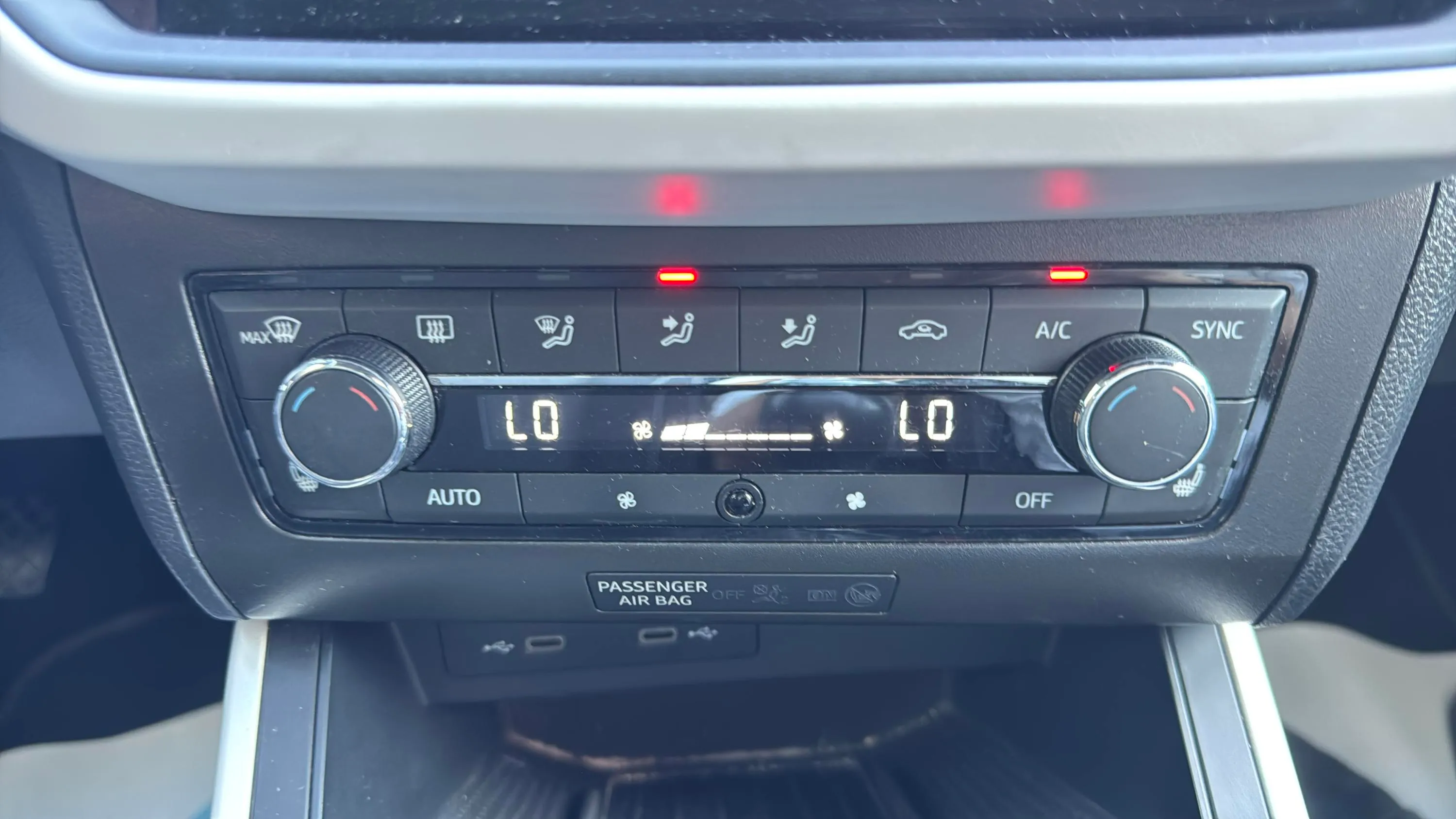 SEAT Arona 1.0 TSI Xcellence - foto 14