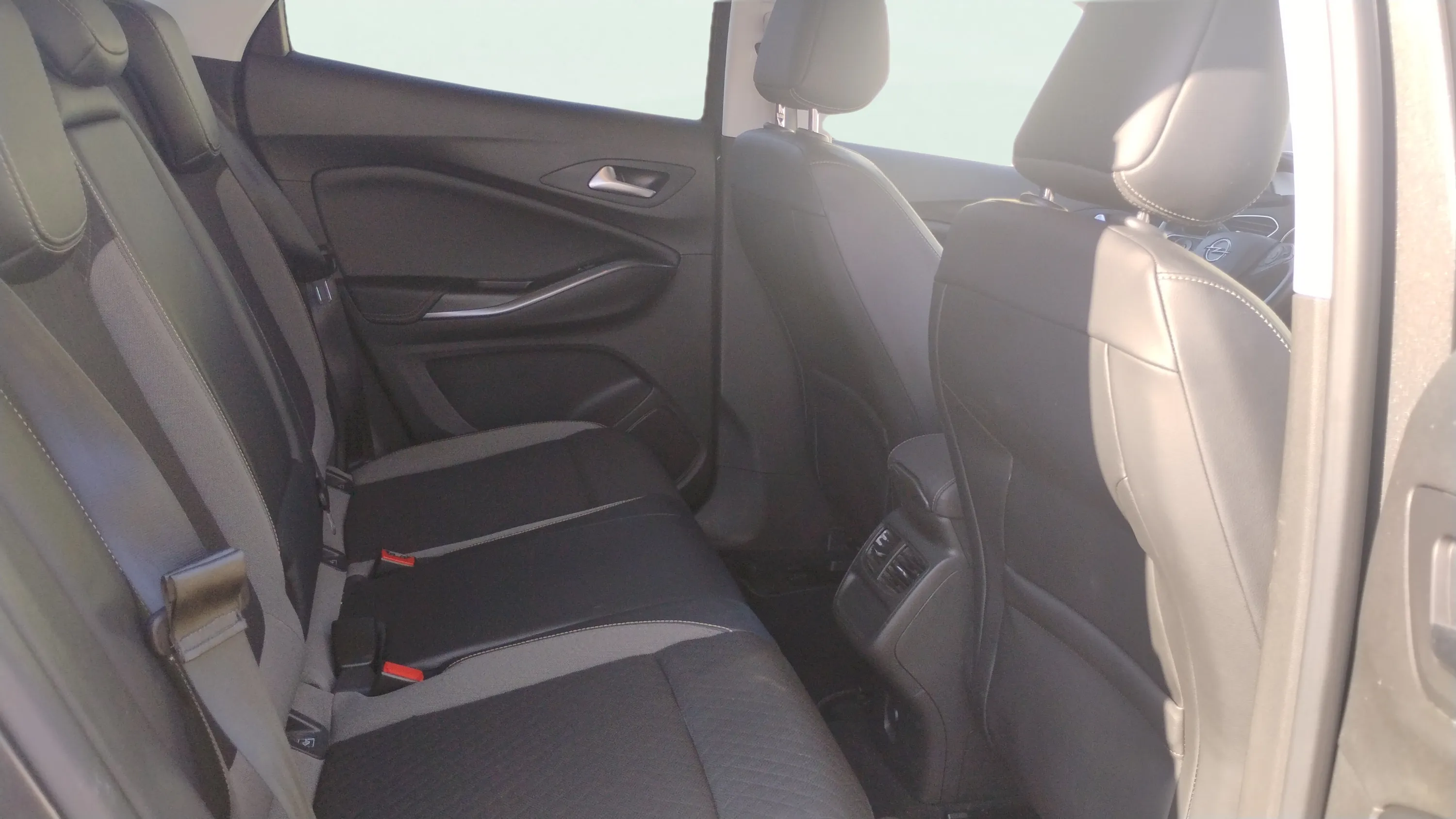 Opel Grandland 1.2 Turbo Excellence - foto 15