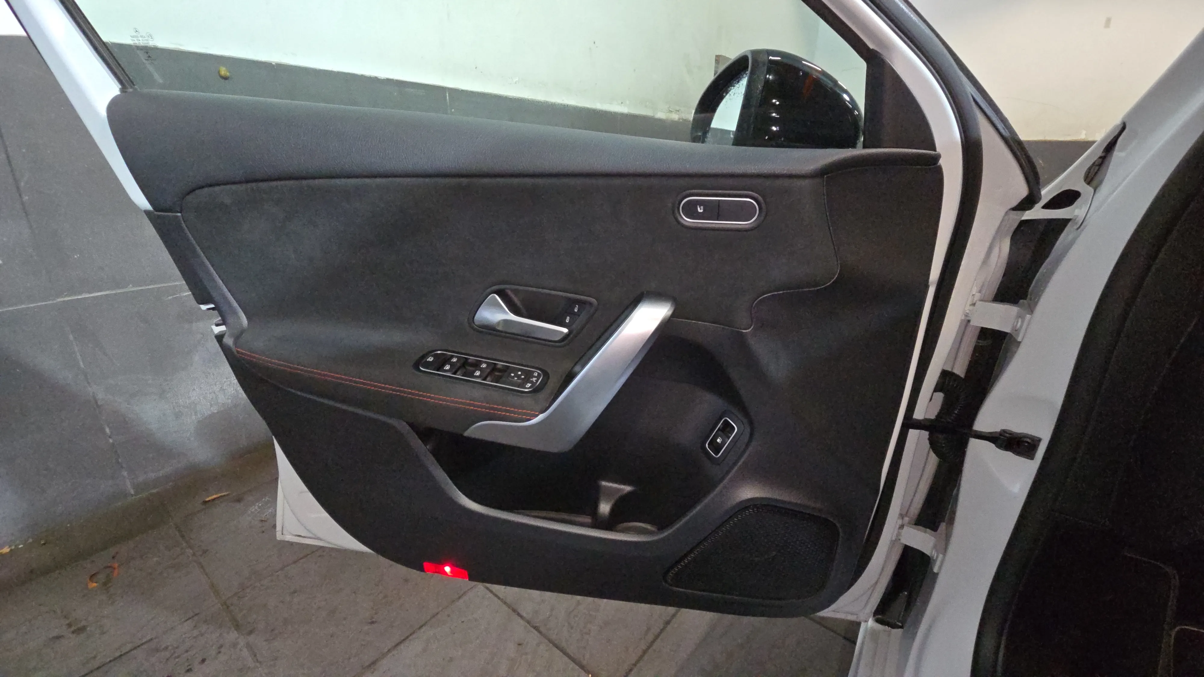 Mercedes-Benz Clase A Sedán A 250 e - foto 15