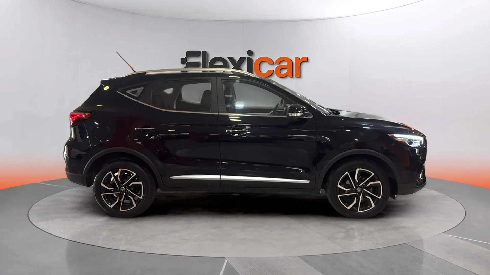MG ZS 1.0T Luxury - foto 3