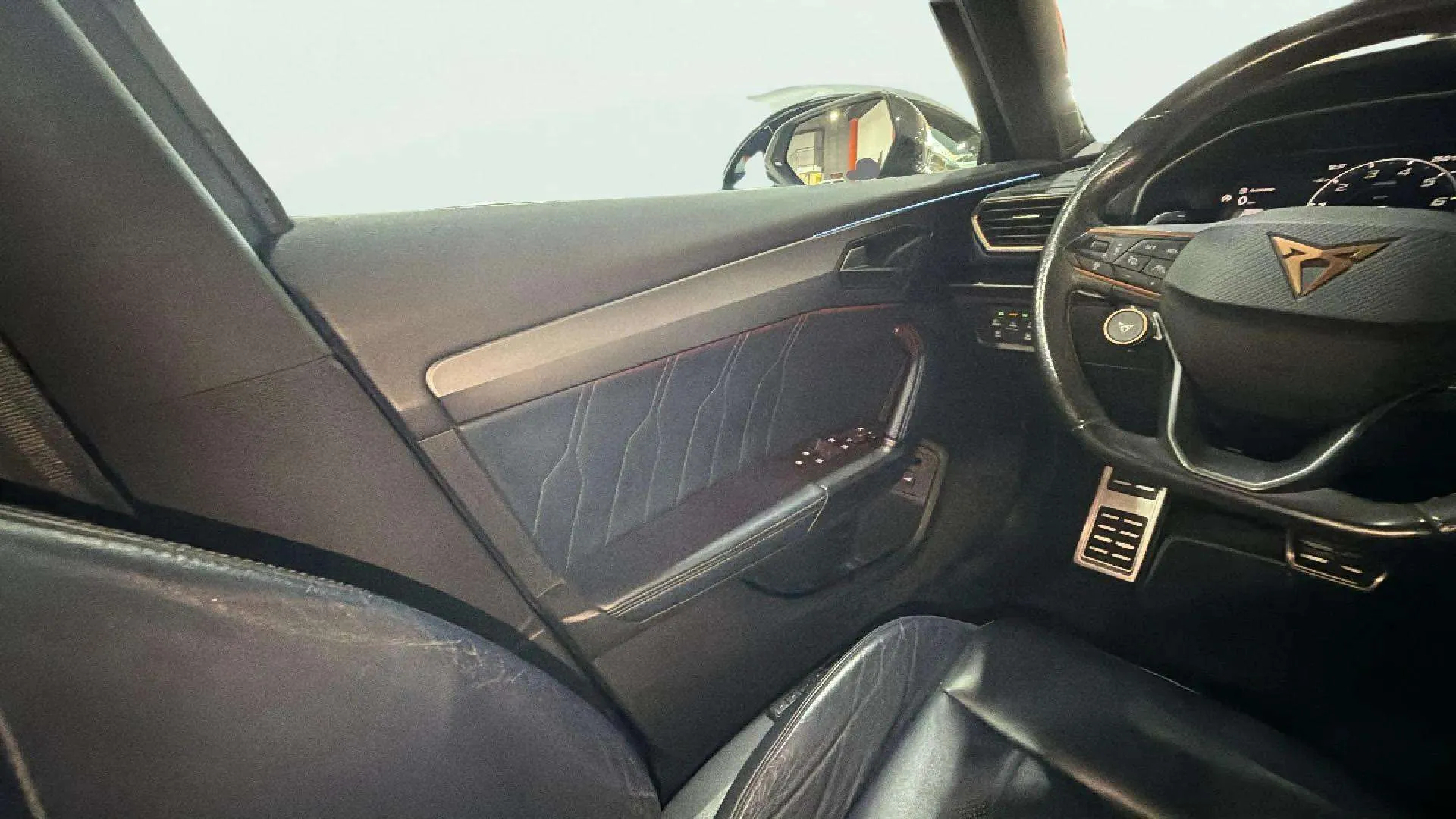 Cupra Formentor 2.0 TSI VZ 4Drive DSG - foto 19
