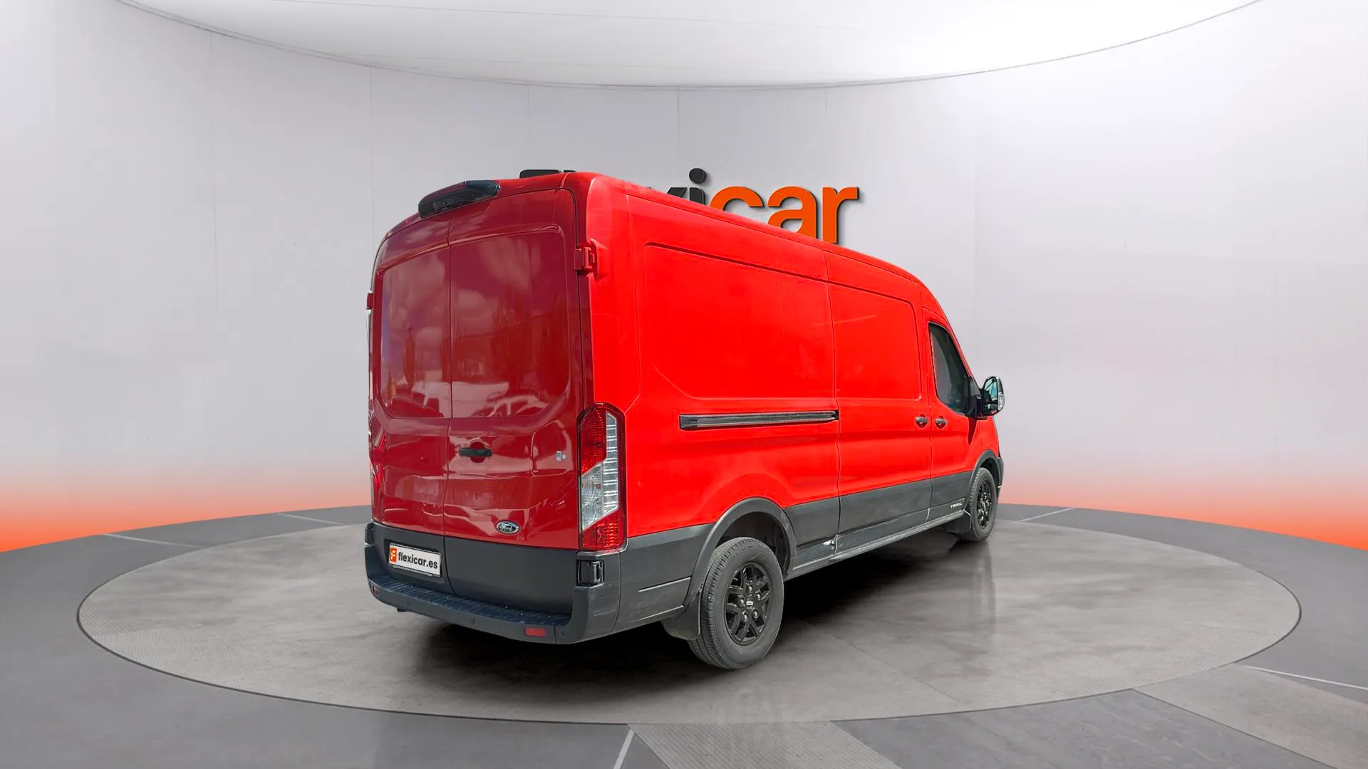 Ford Transit 310 L2H2 Van Ambiente Delantera - foto 6