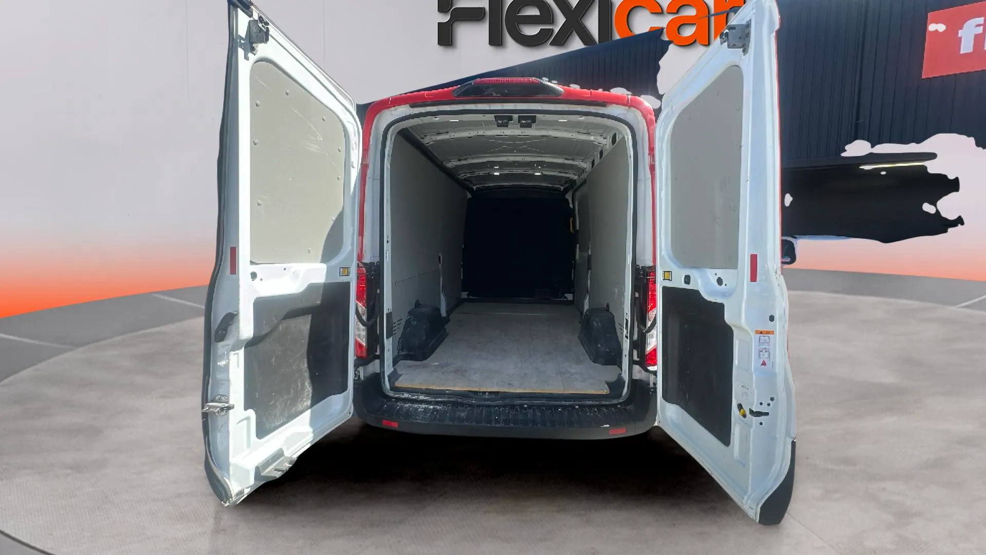 Ford Transit 310 L2H2 Van Ambiente Delantera - foto 9