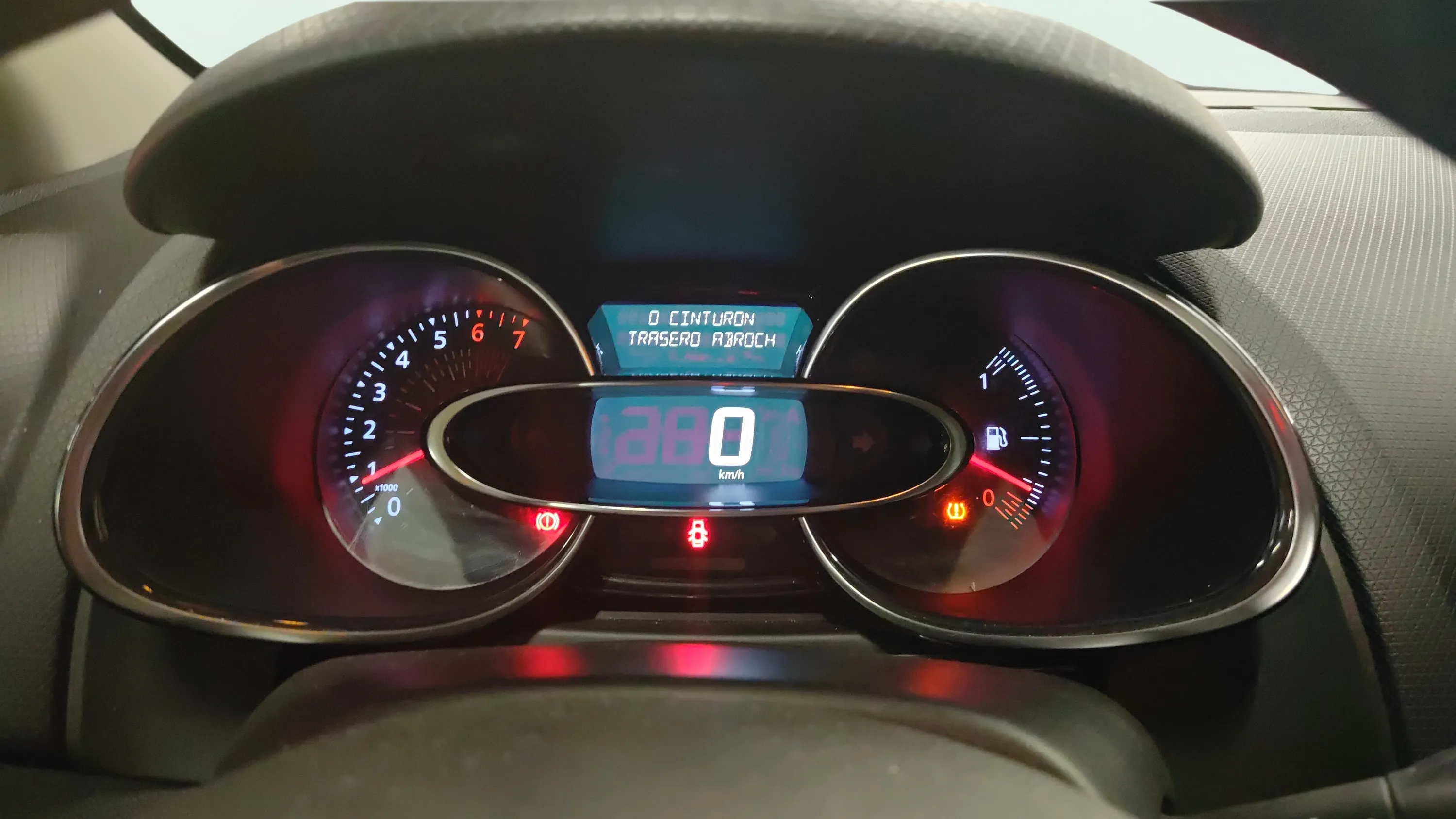 Renault Clio Limited 1.2 16v - foto 14