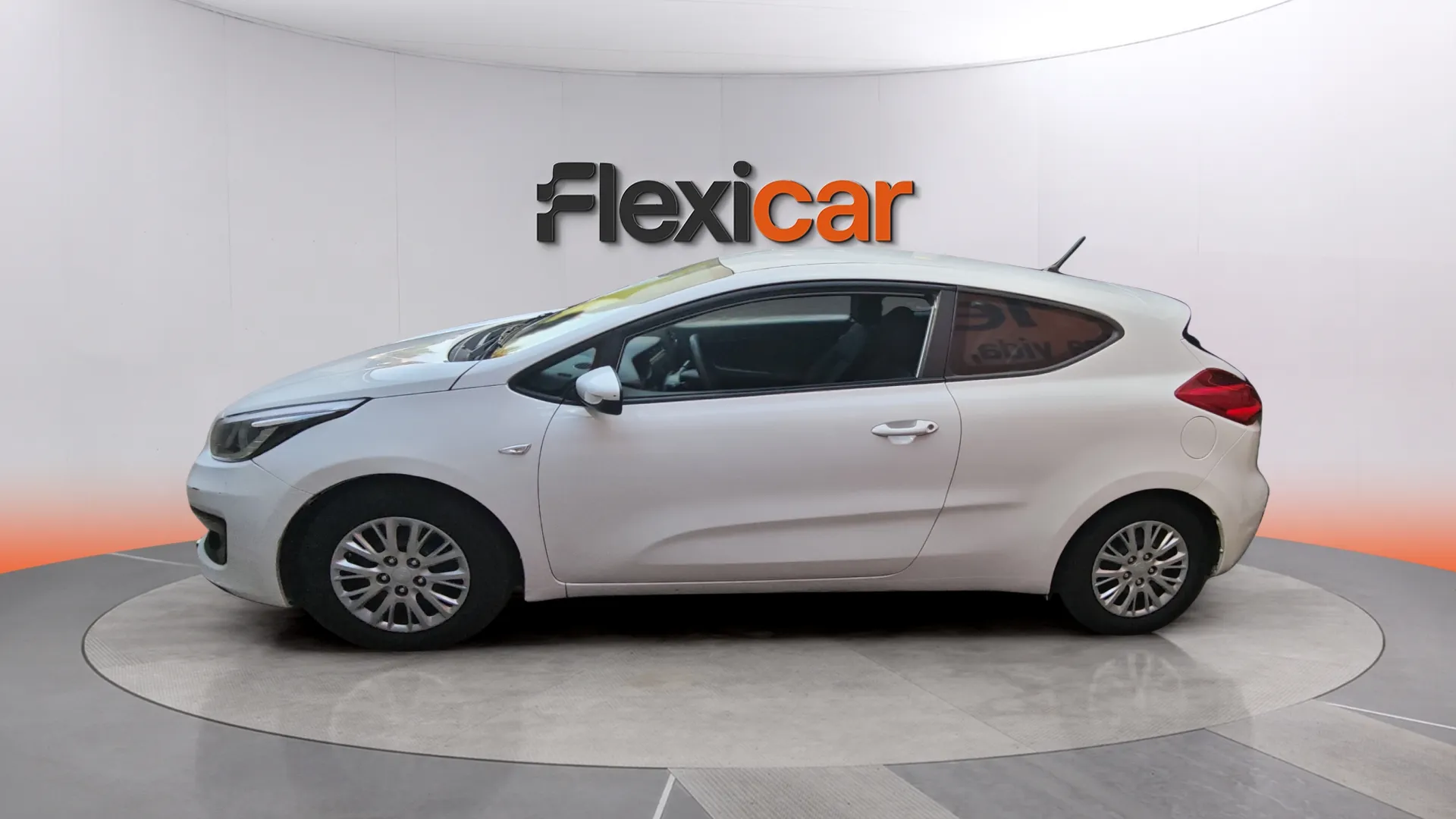 Kia Ceed 1.0 T-GDi Concept Plus Eco-Dynam - foto 5