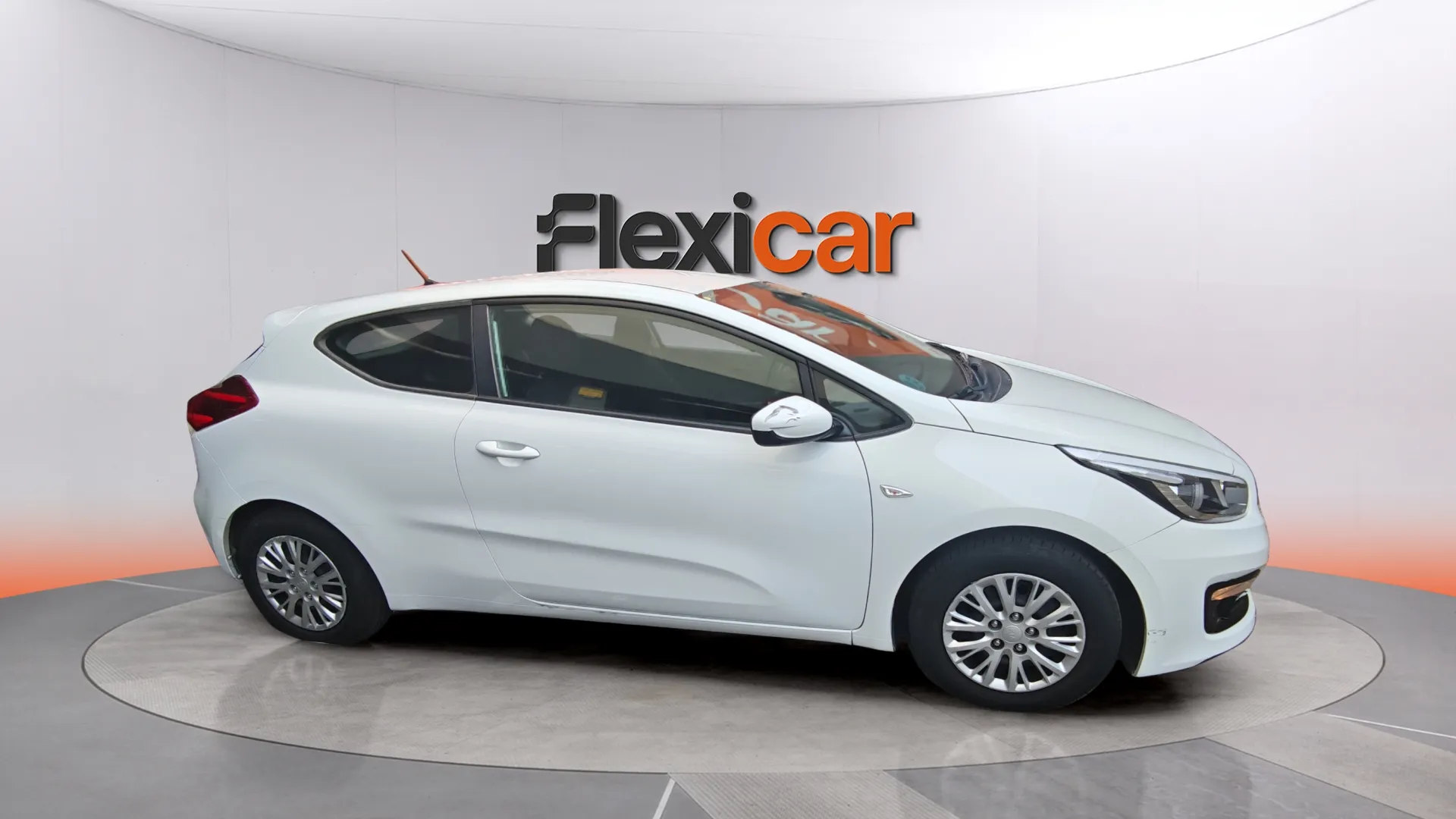 Kia Ceed 1.0 T-GDi Concept Plus Eco-Dynam - foto 3