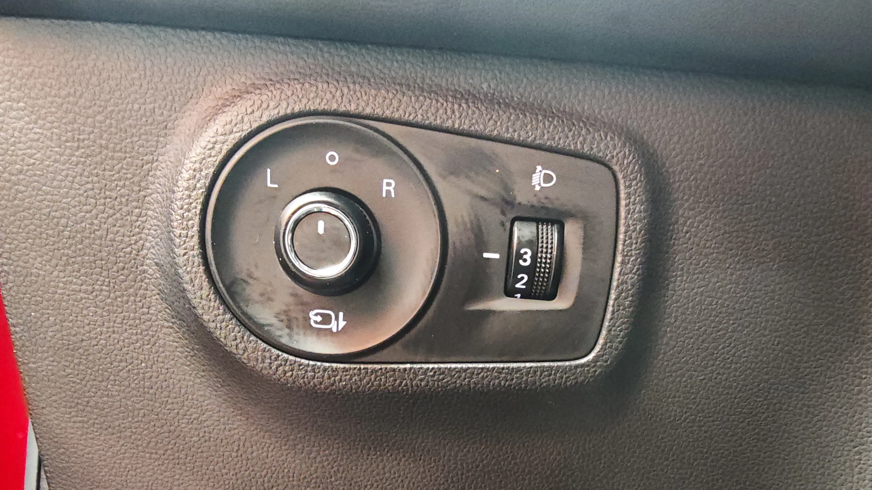 MG ZS 1.0T Comfort - foto 17
