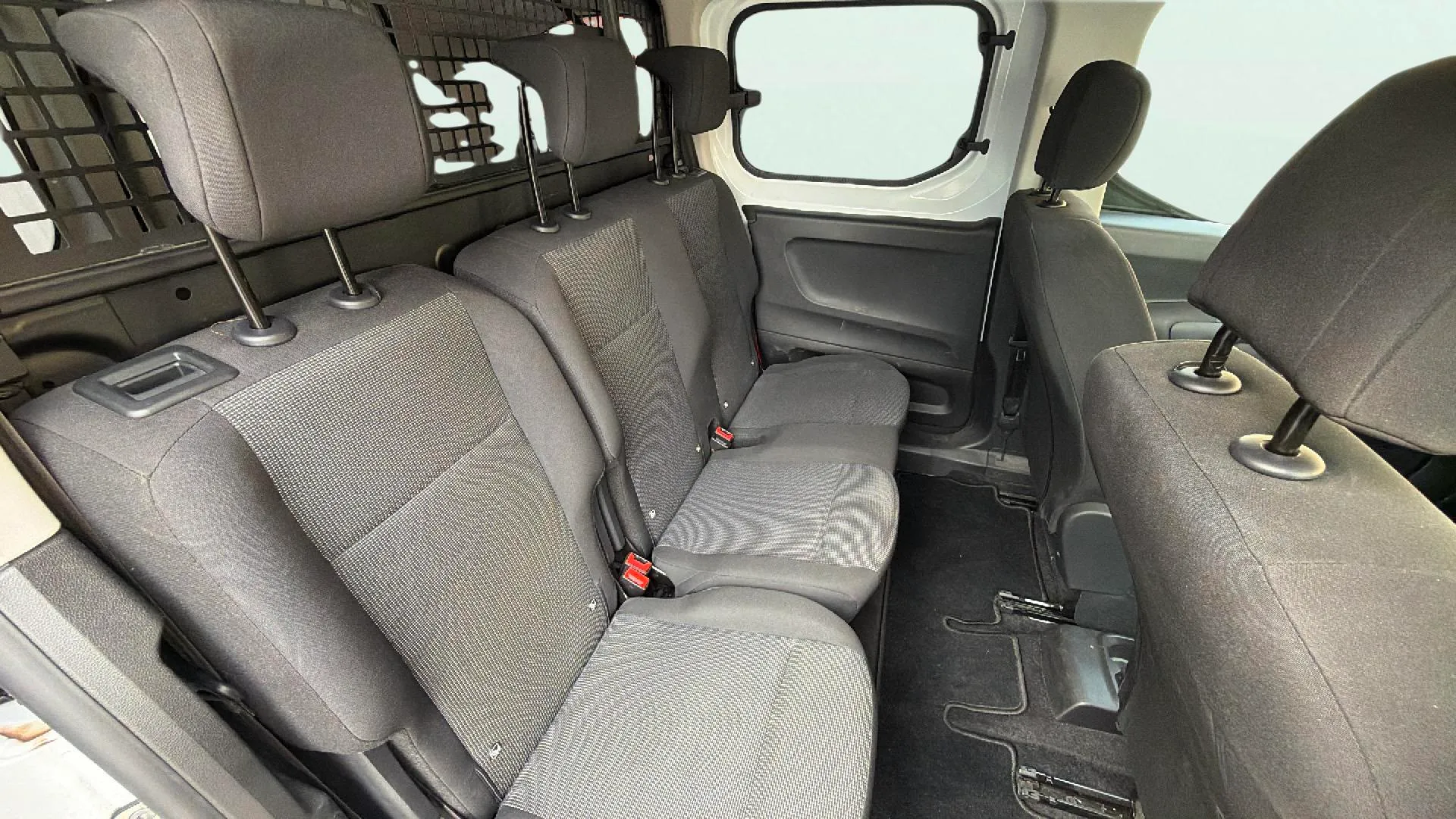 Peugeot Rifter Allure BlueHDi 100 - foto 12