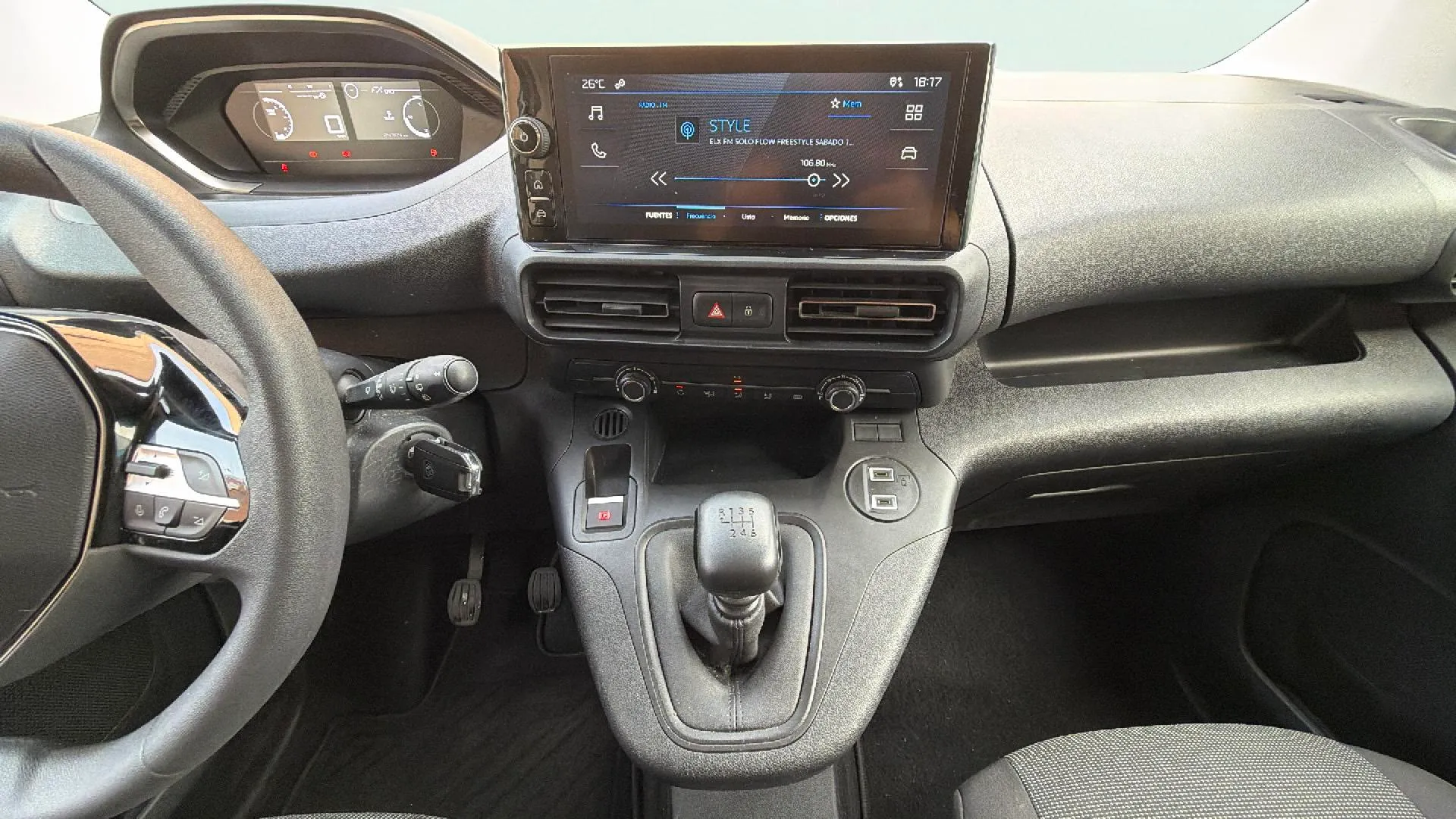 Peugeot Rifter Allure BlueHDi 100 - foto 15