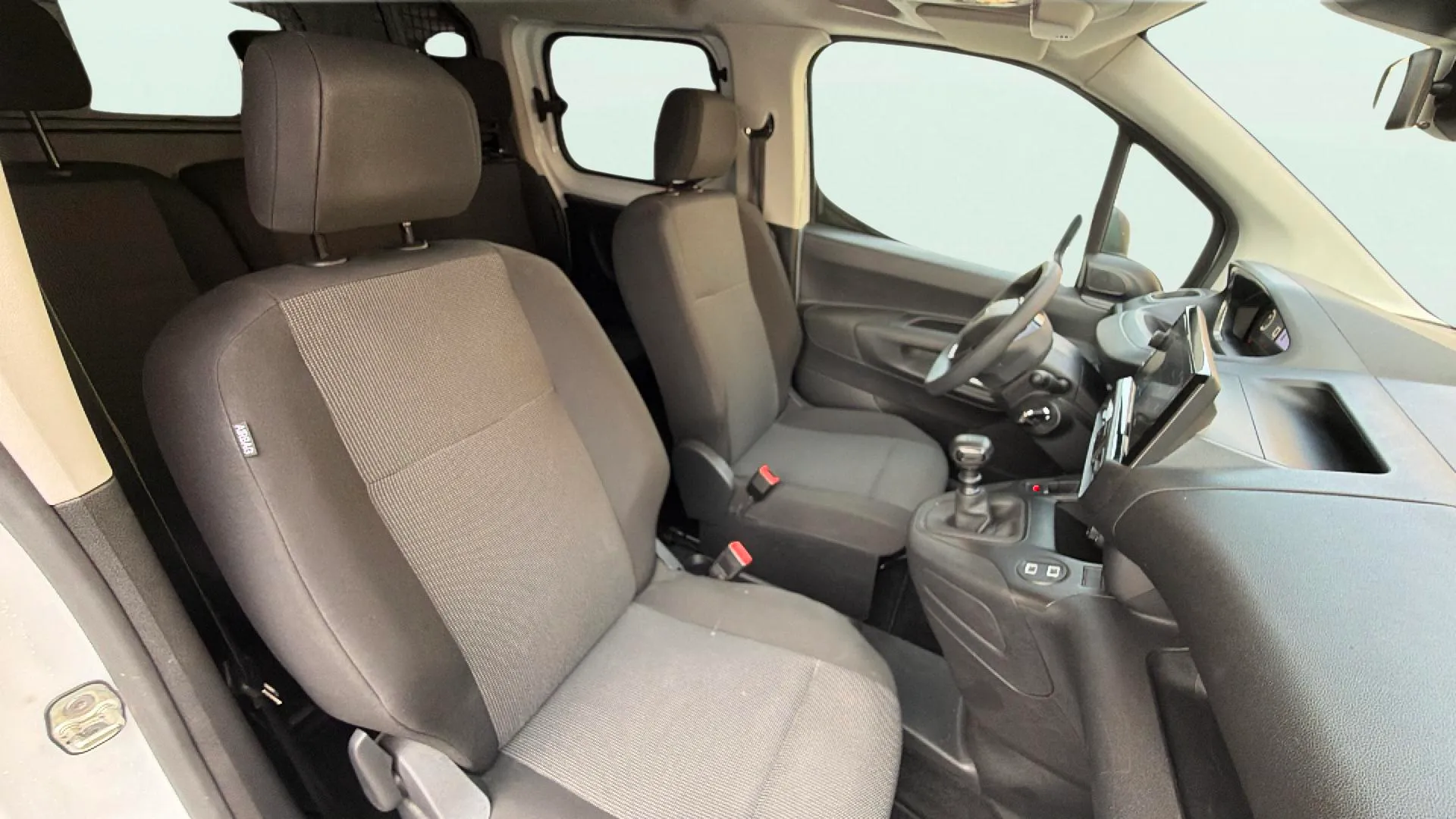 Peugeot Rifter Allure BlueHDi 100 - foto 11