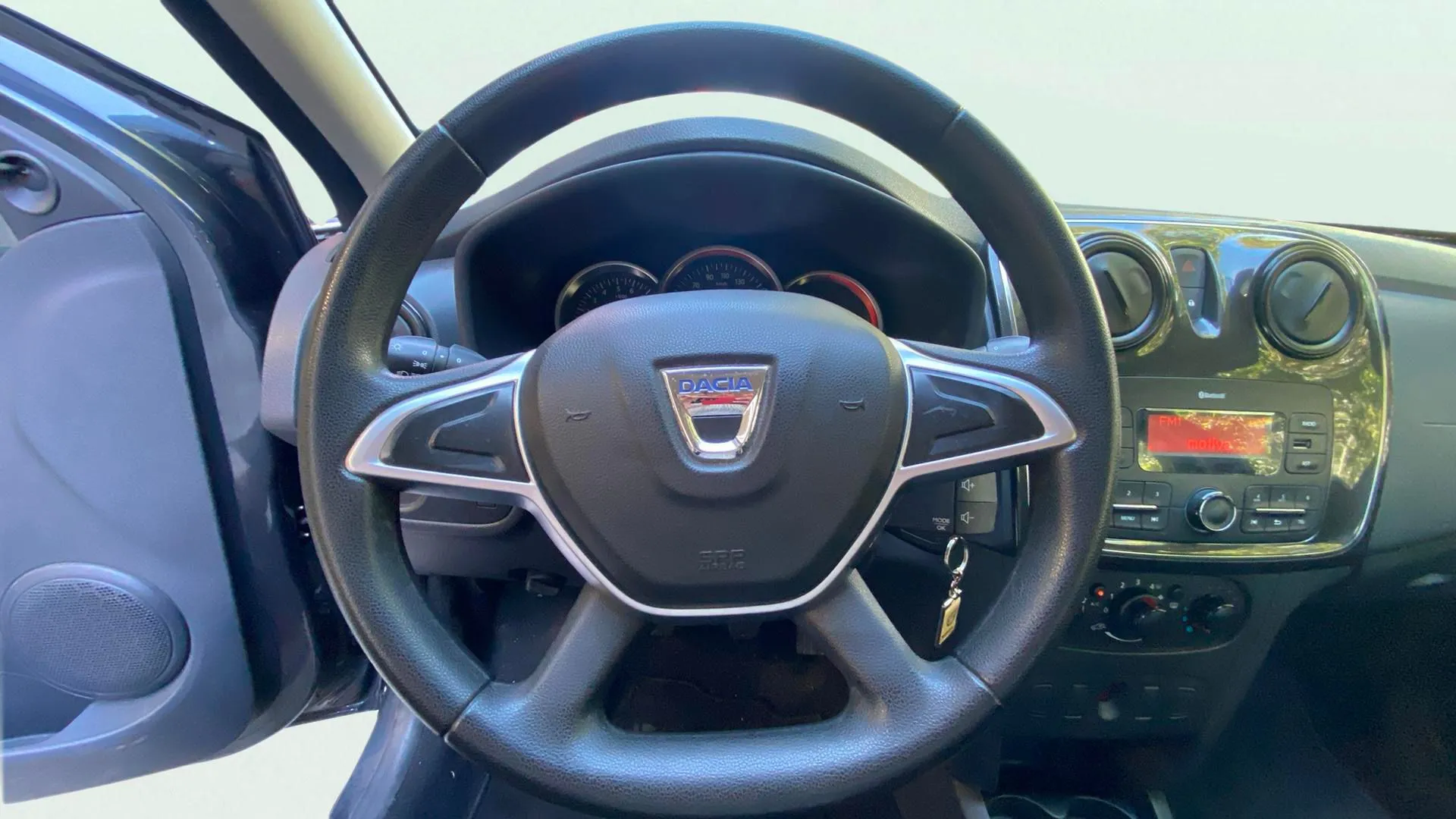 Dacia Sandero Access 1.0 18 - foto 11