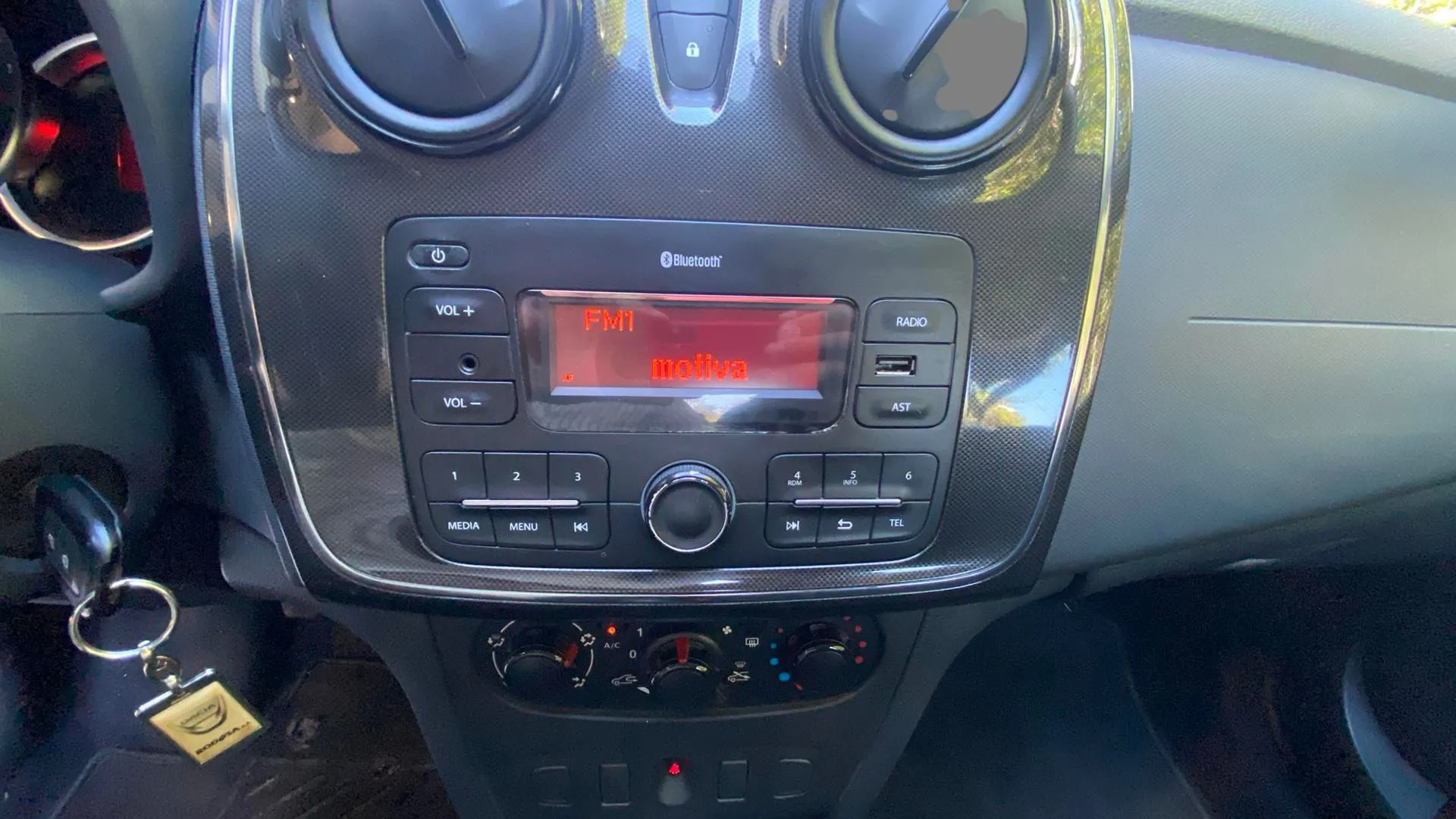 Dacia Sandero Access 1.0 18 - foto 14