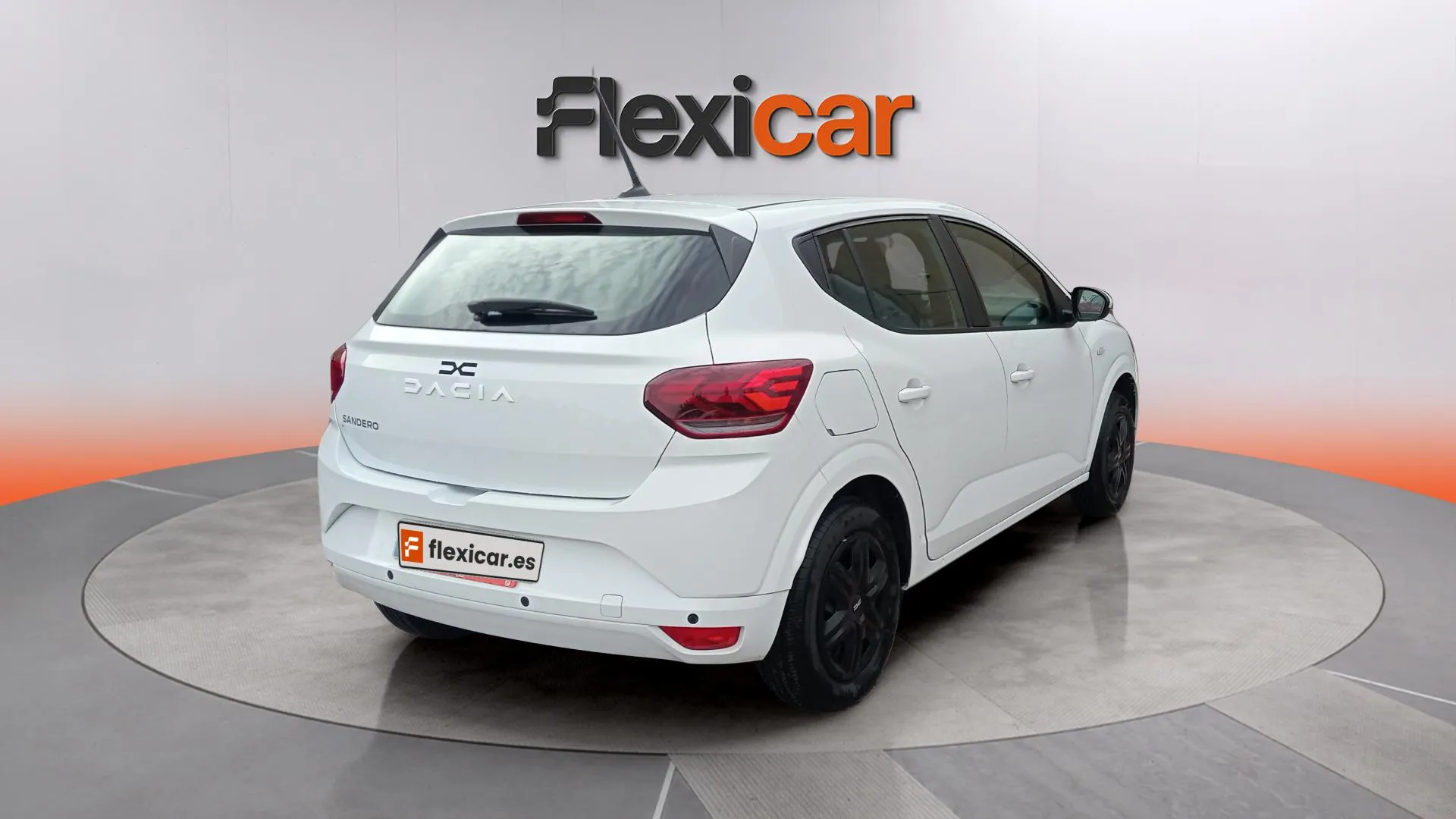 Dacia Sandero Stepway Essential TCe (90V) - foto 7