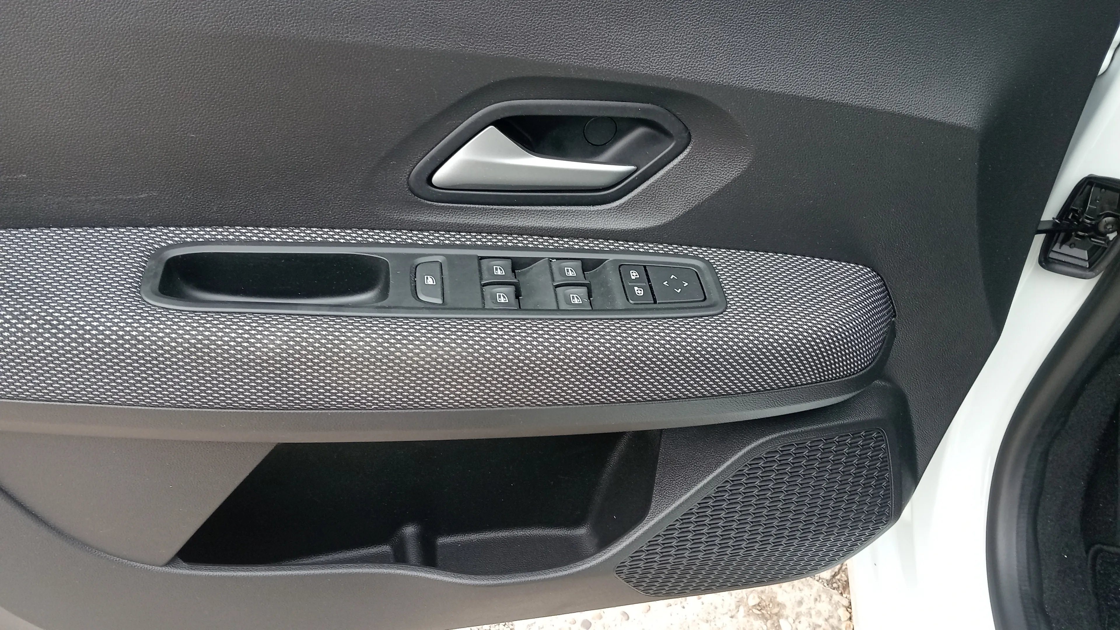 Dacia Sandero Stepway Essential TCe (90V) - foto 21