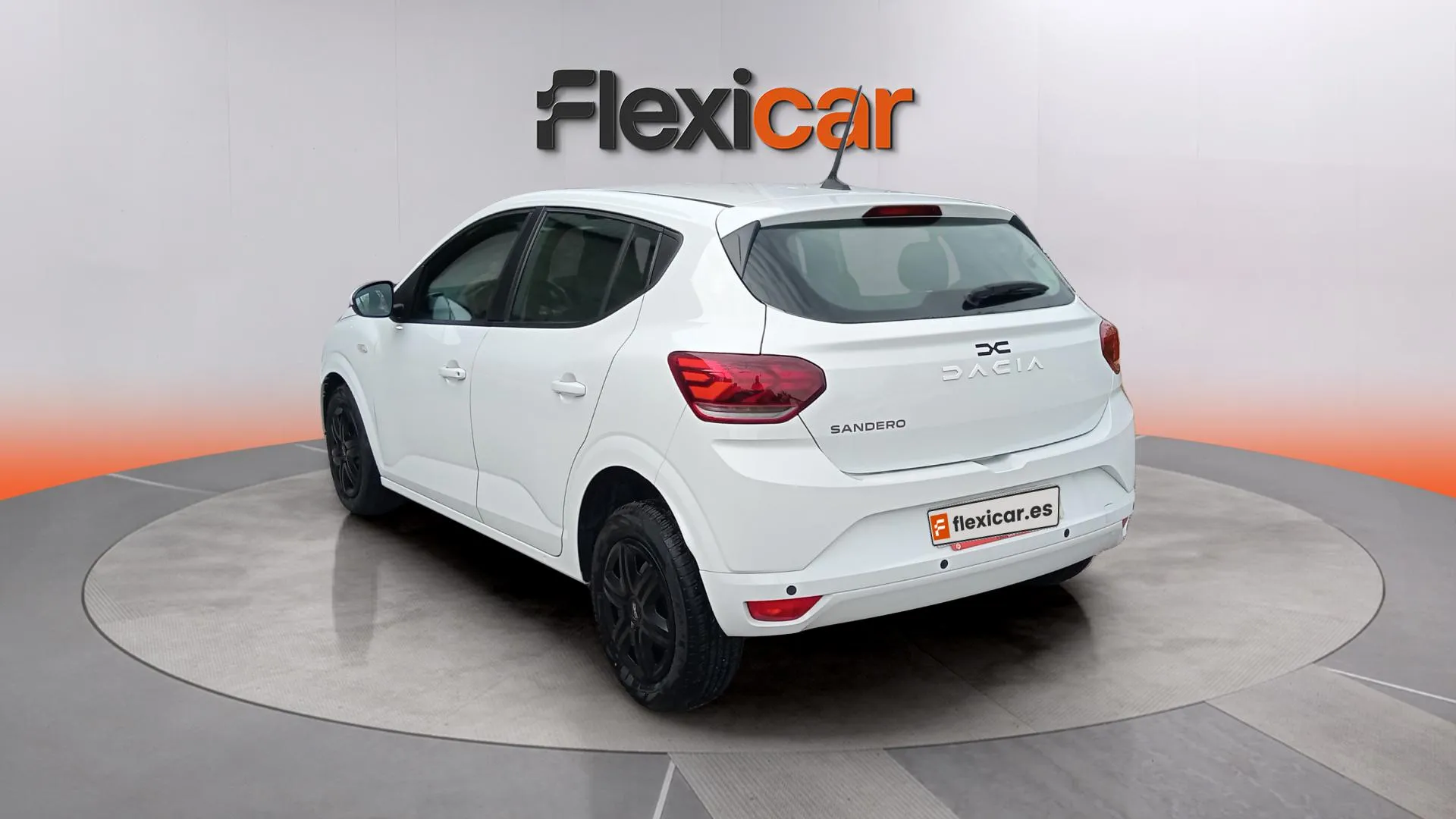 Dacia Sandero Stepway Essential TCe (90V) - foto 5