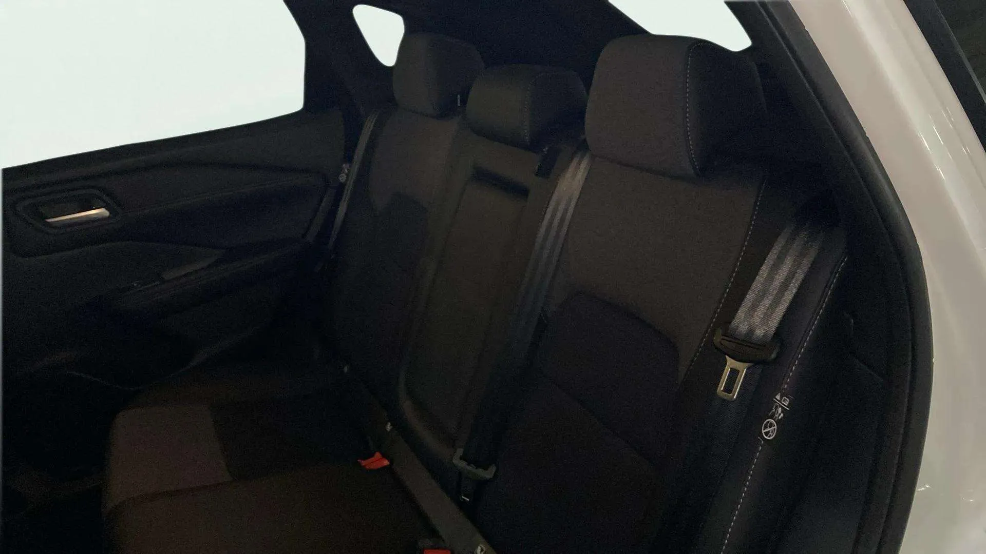 Nissan Qashqai DIG-T N-Connecta - foto 25