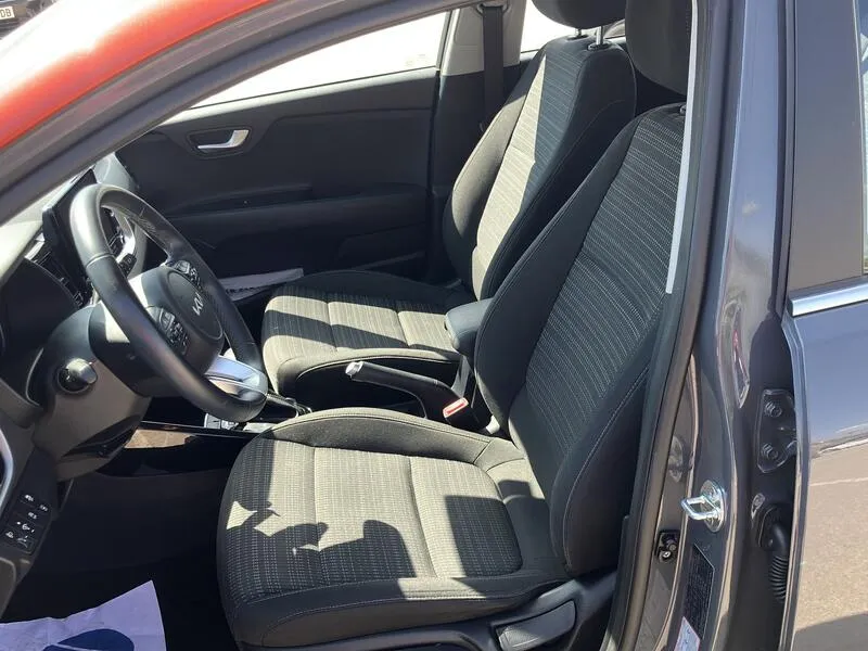 Kia Stonic 1.0 T-GDi MHEV Drive - foto 13