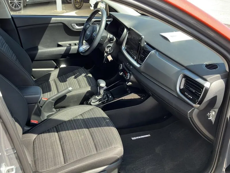 Kia Stonic 1.0 T-GDi MHEV Drive - foto 22