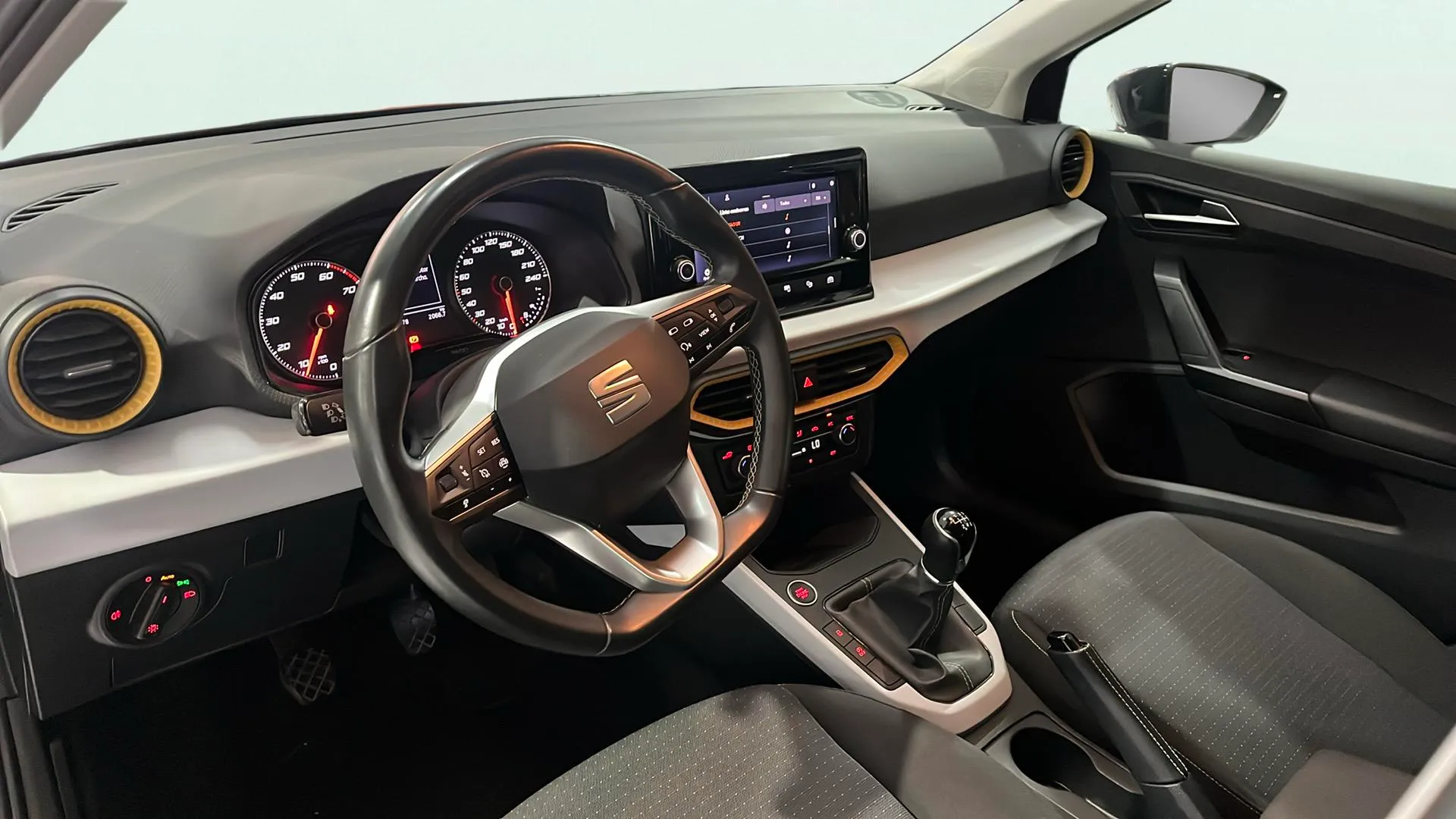 SEAT Arona 1.0 TSI Style XM - foto 13