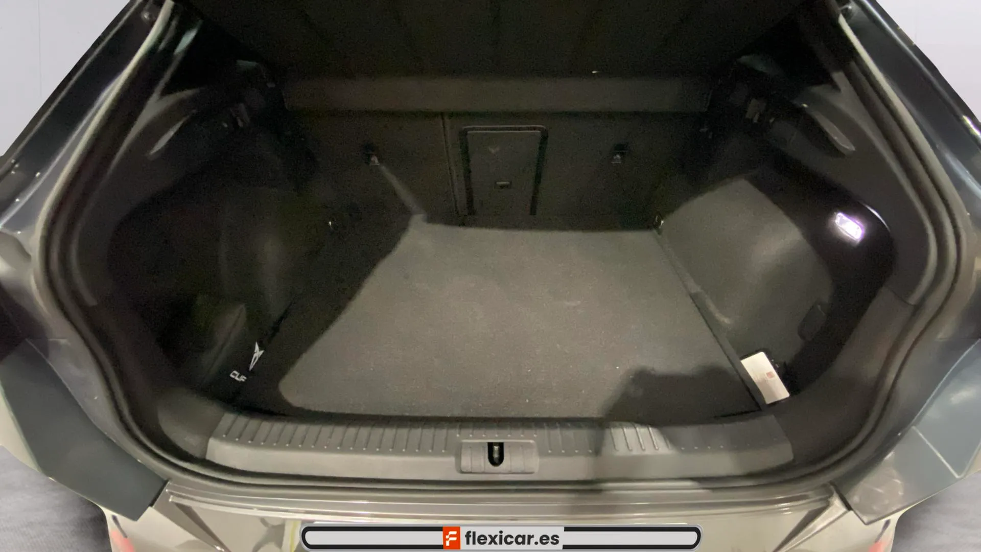 Cupra Formentor 1.4 e-Hybrid VZ DSG - foto 9