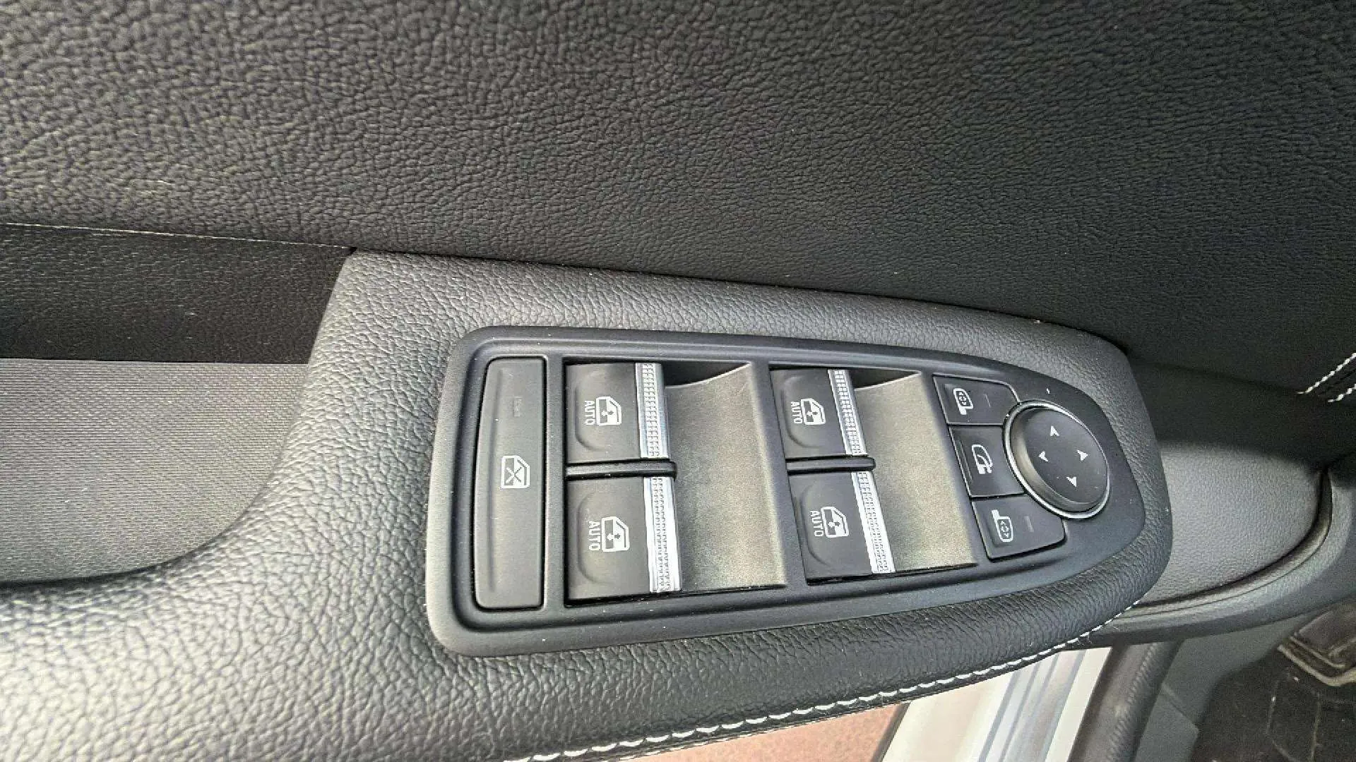 Renault Arkana Techno TCe EDC mild hybrid - foto 23